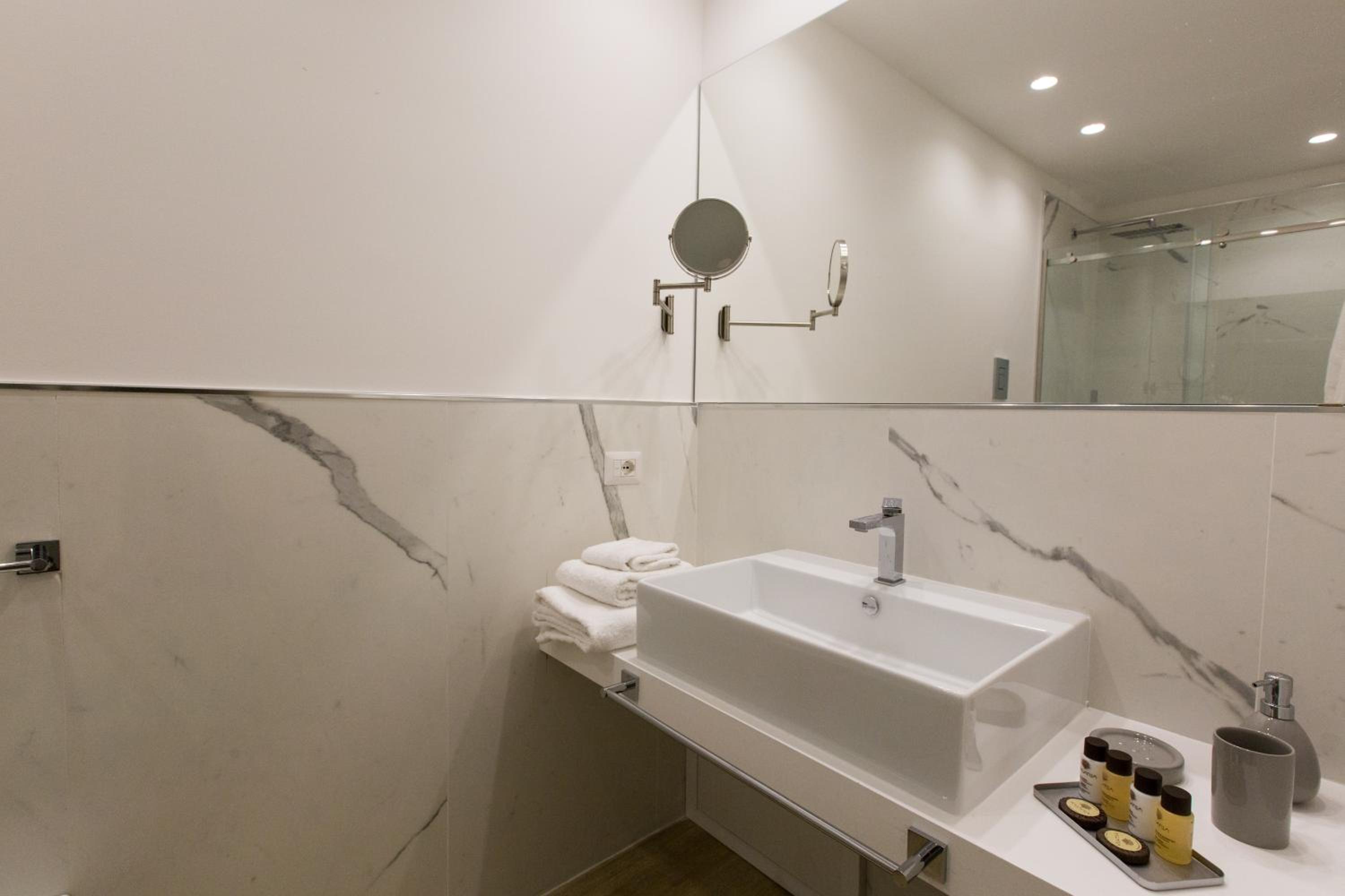 Standard Apartment - Photo 10