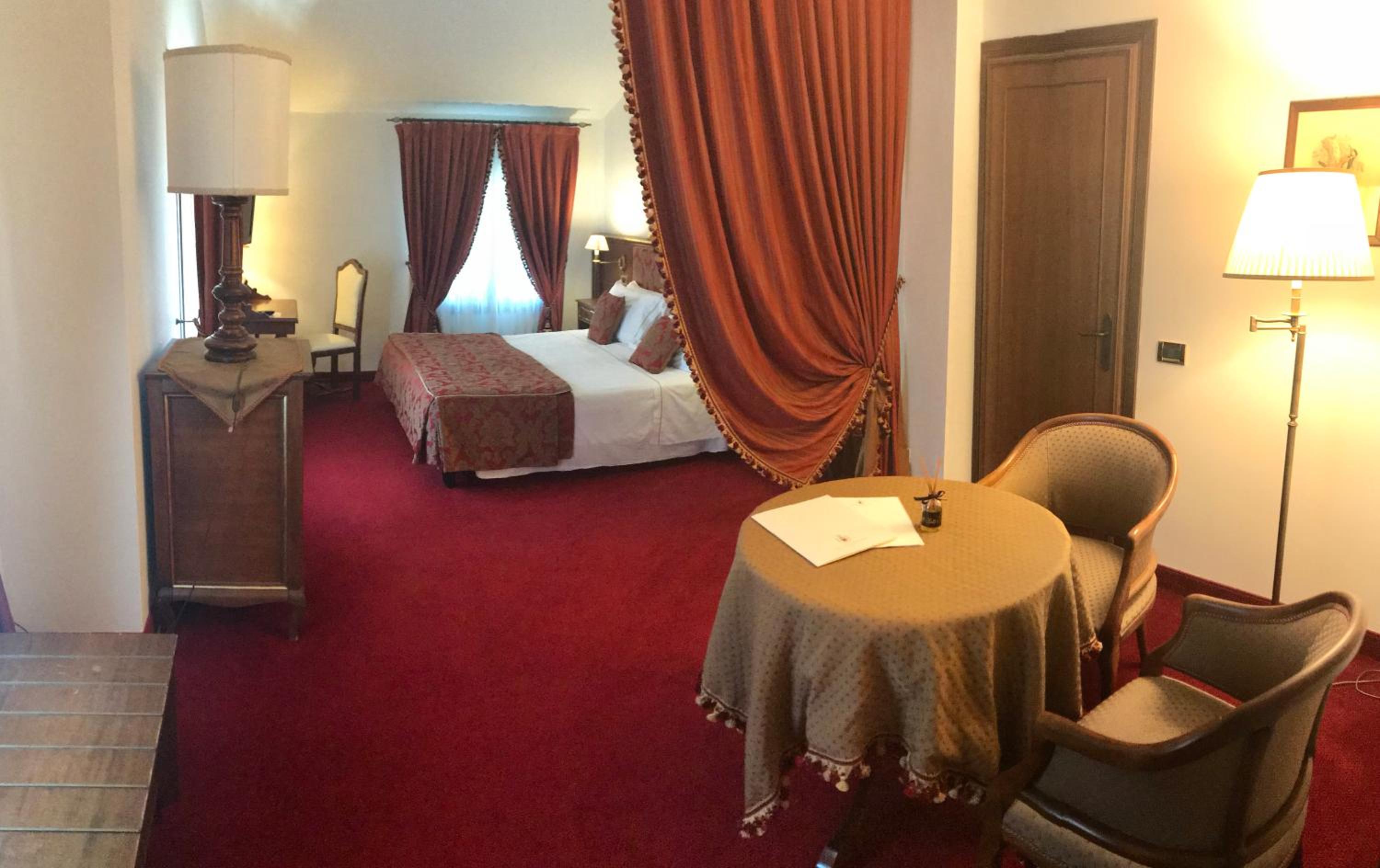 Junior Suite with Garden View - Photo 2