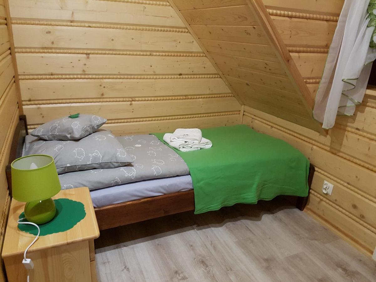 Quadruple Room with Private Bathroom photo 1