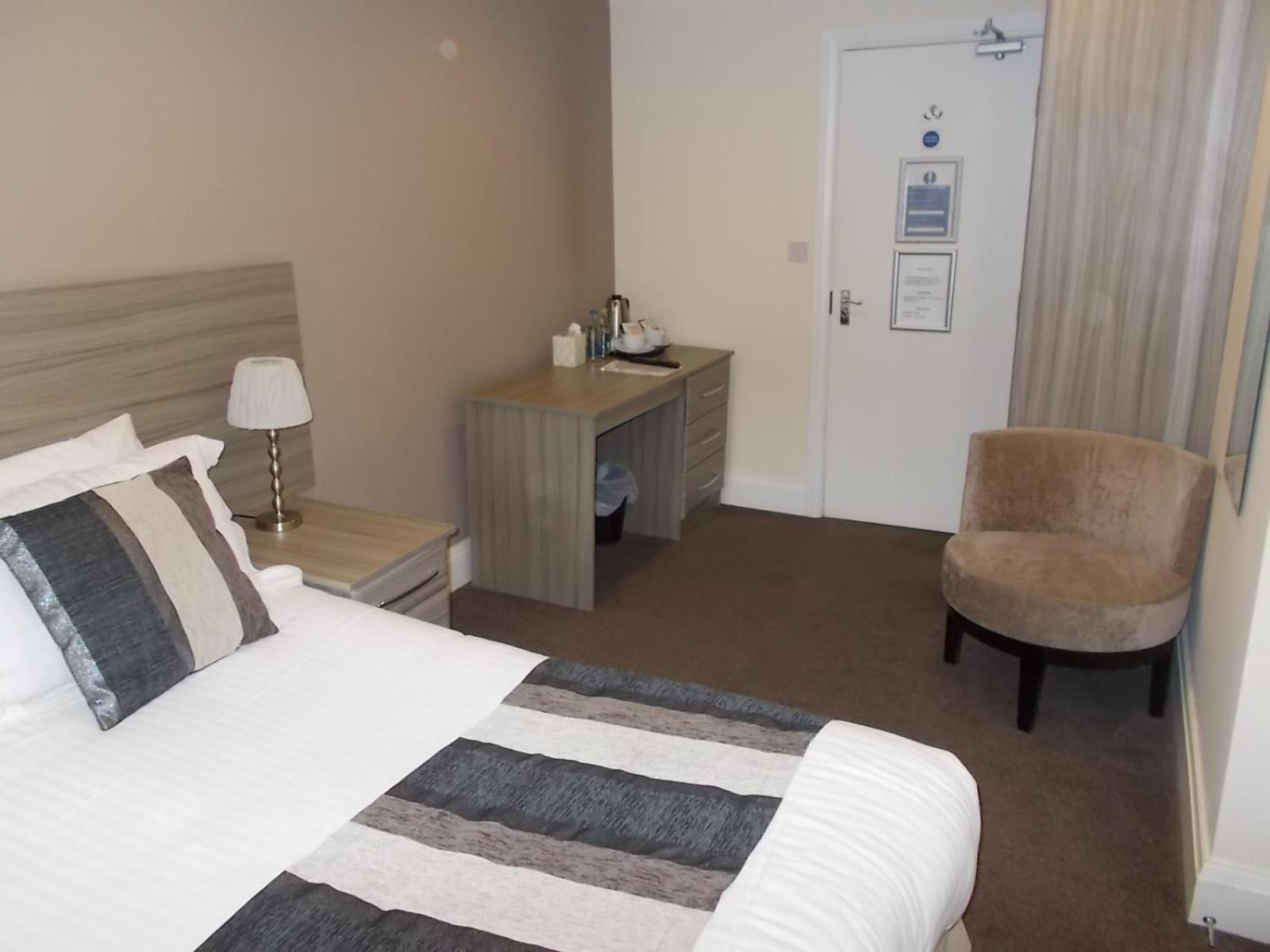 Deluxe Double or Twin Room photo 1