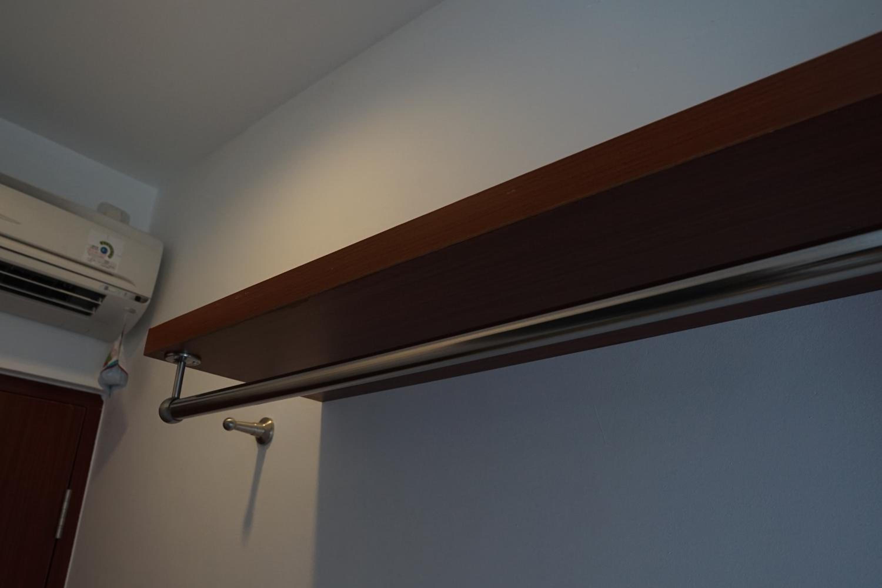 Twin Room with City View - Photo 13