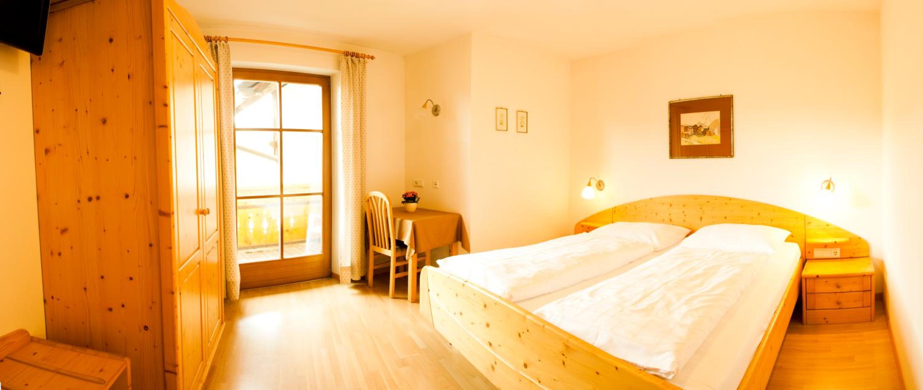 One-Bedroom Apartment (2 Adults)