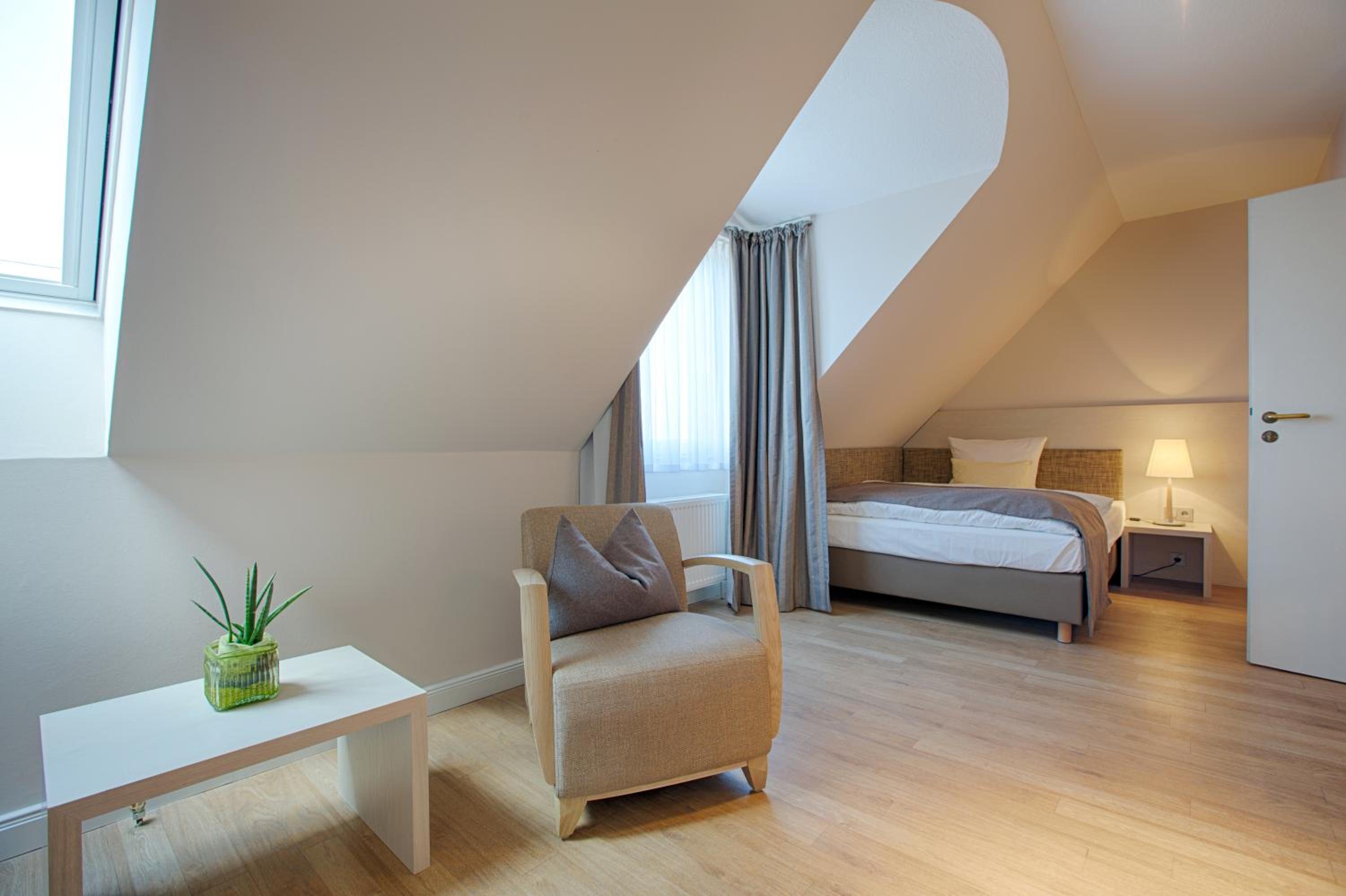 Comfort Plus Single Room
