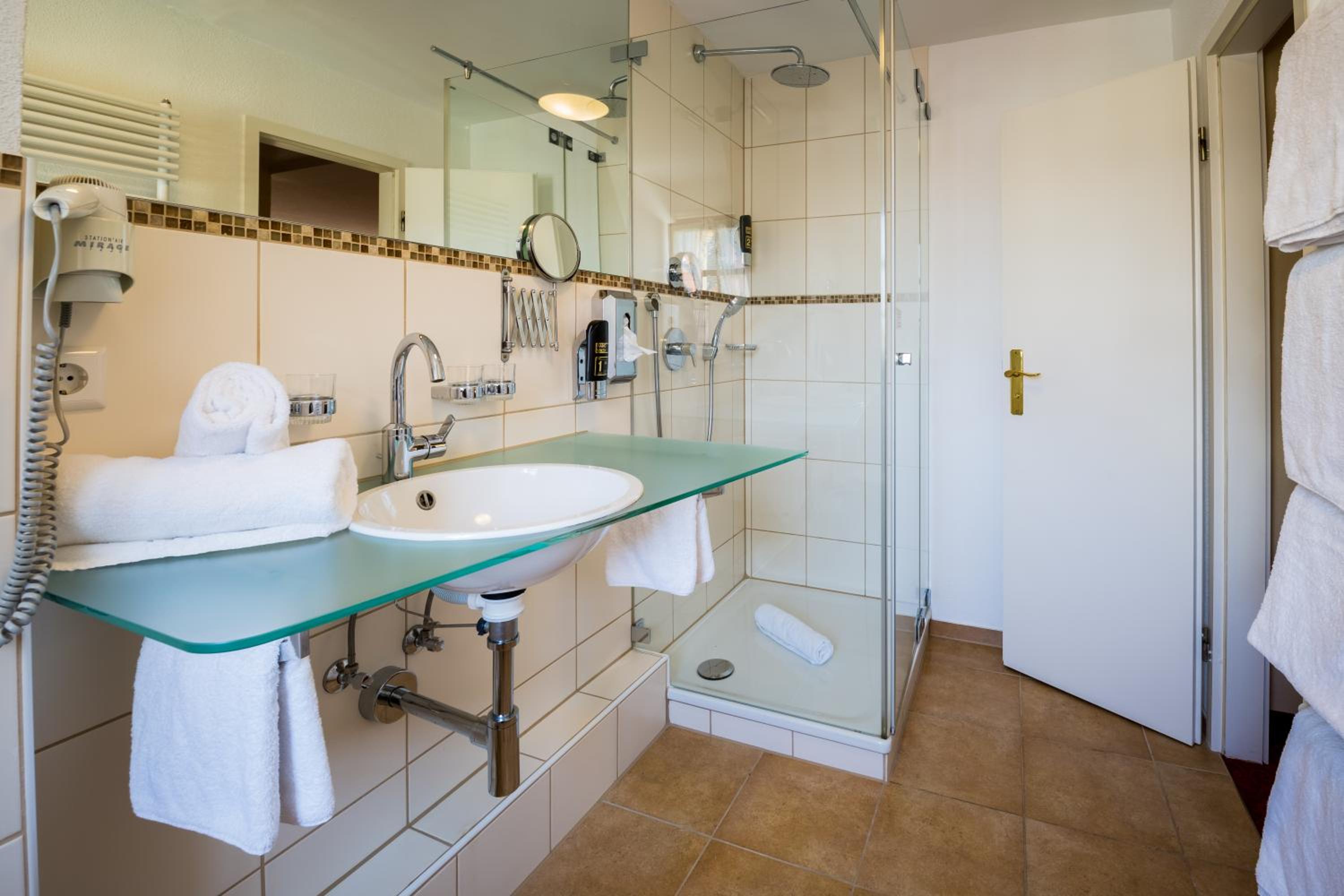 Family Room with Bathroom - Photo 5