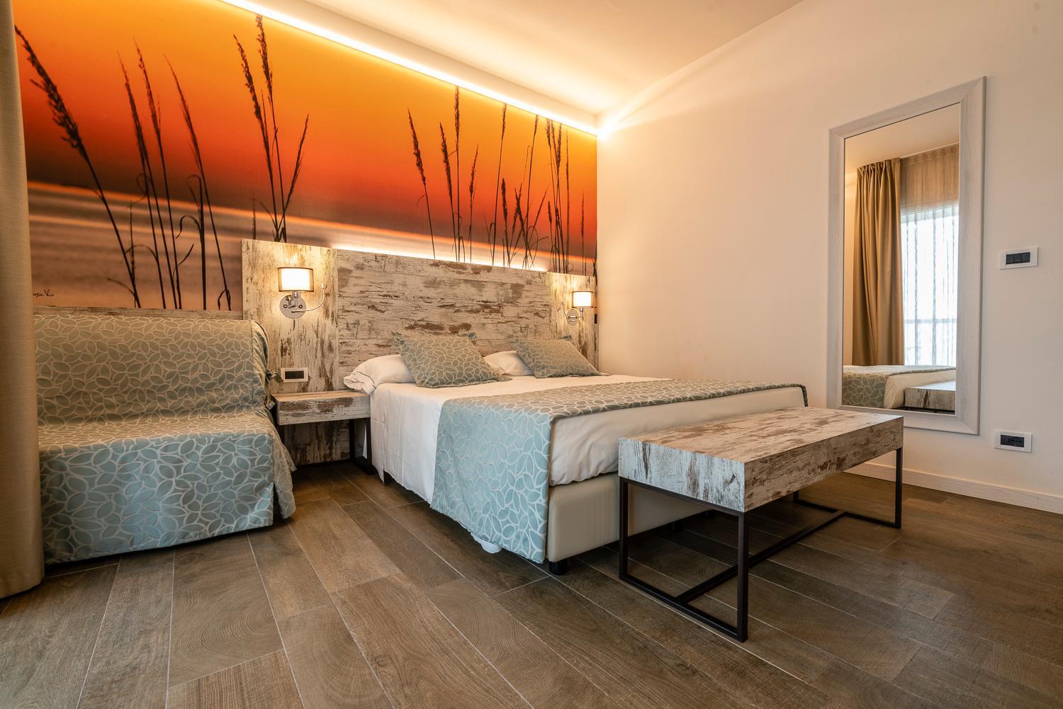 Junior Suite (3 Adults) - Photo 1