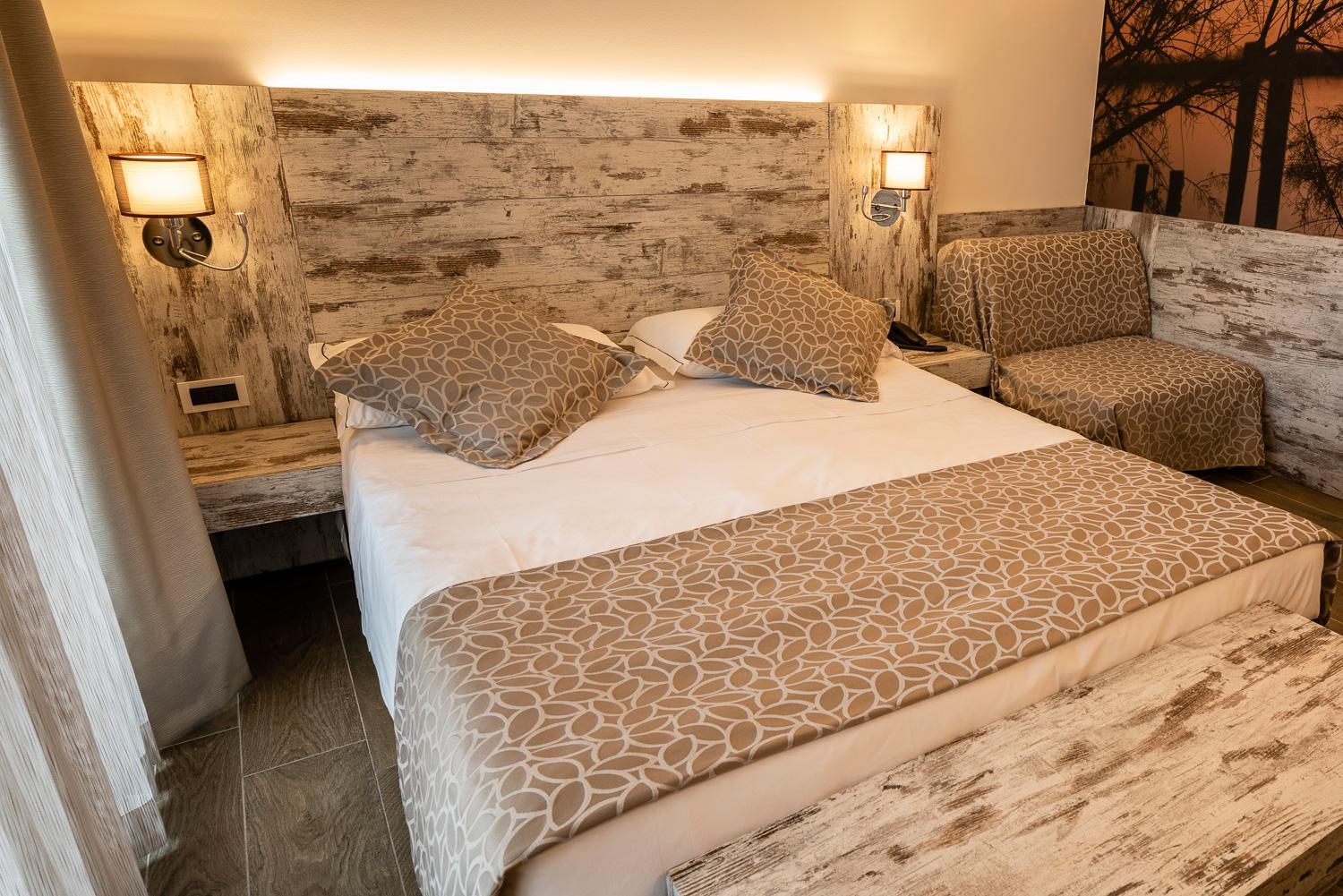 Junior Suite (3 Adults) - Photo 3