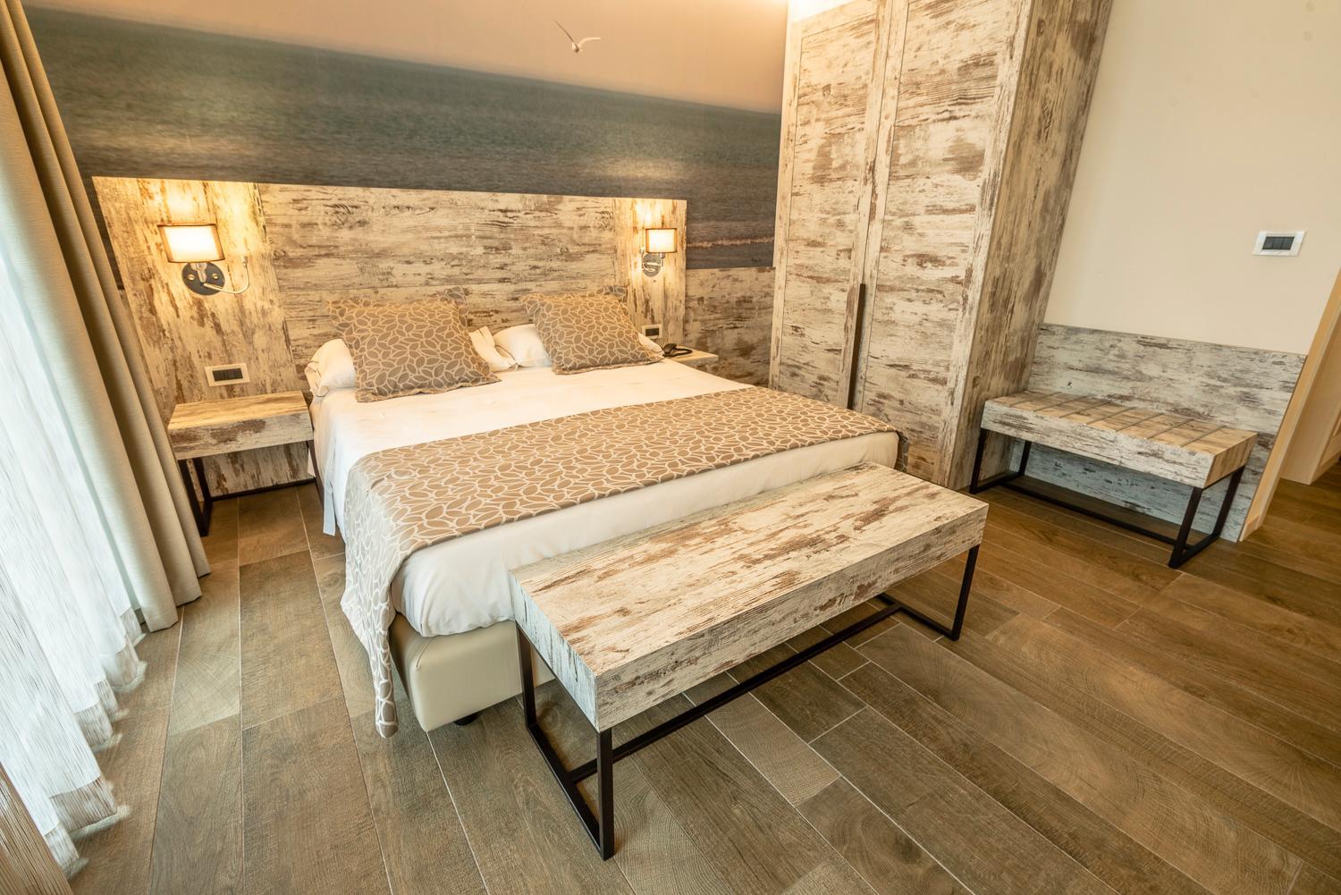 Junior Suite (2 Adults) - Photo 3