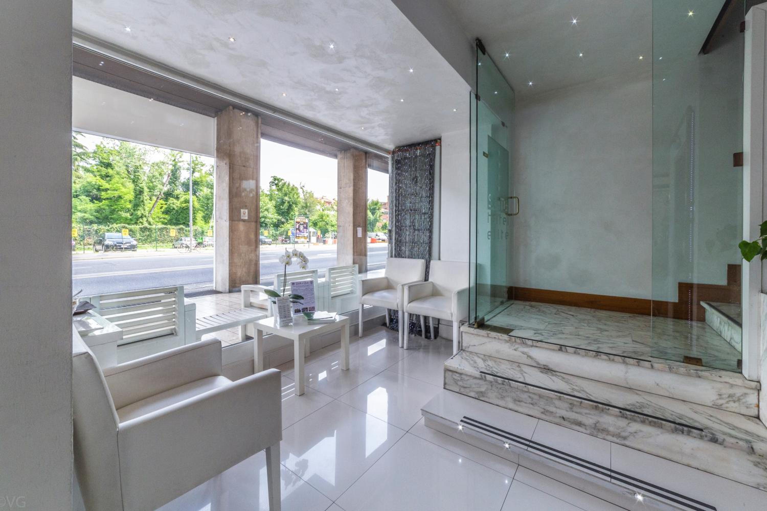 Quality Double Room - Photo 9