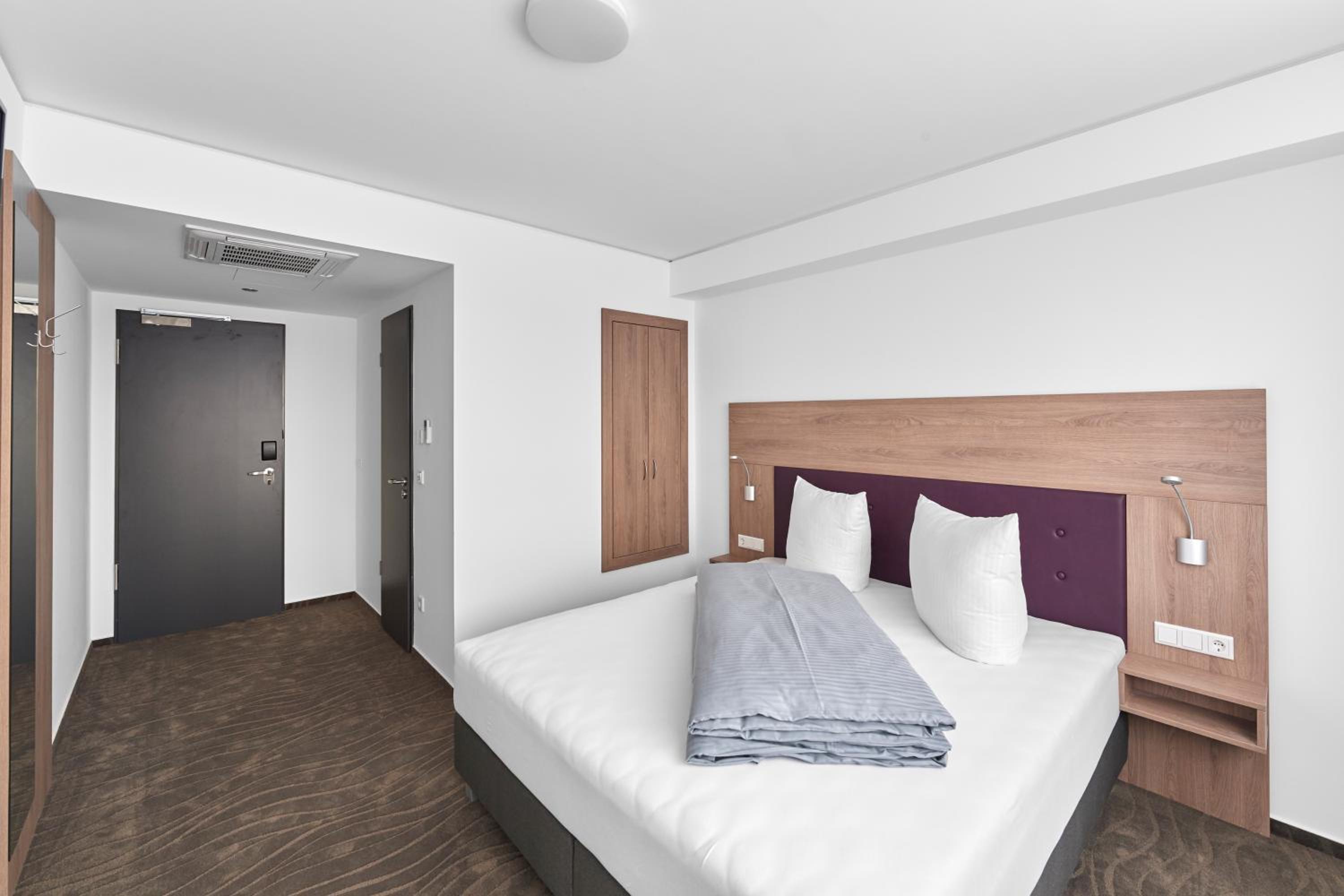 Double Room with Private Bathroom photo 1