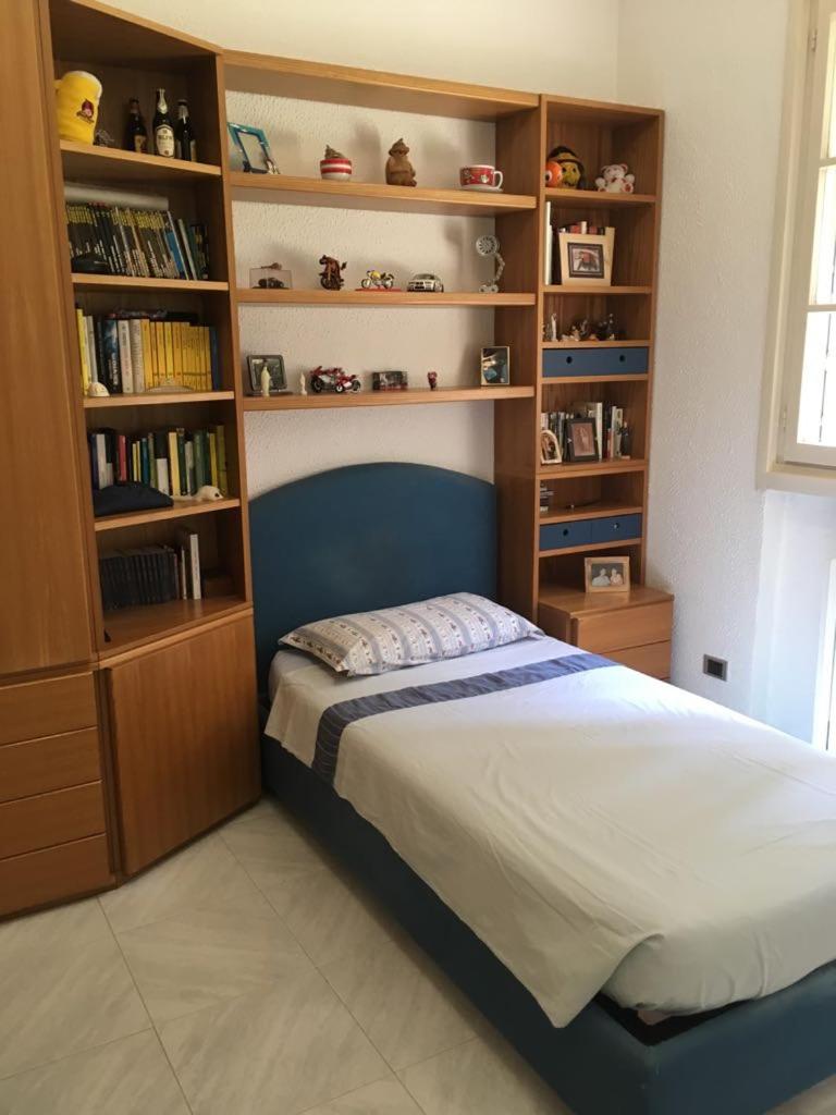 Single Room photo 1