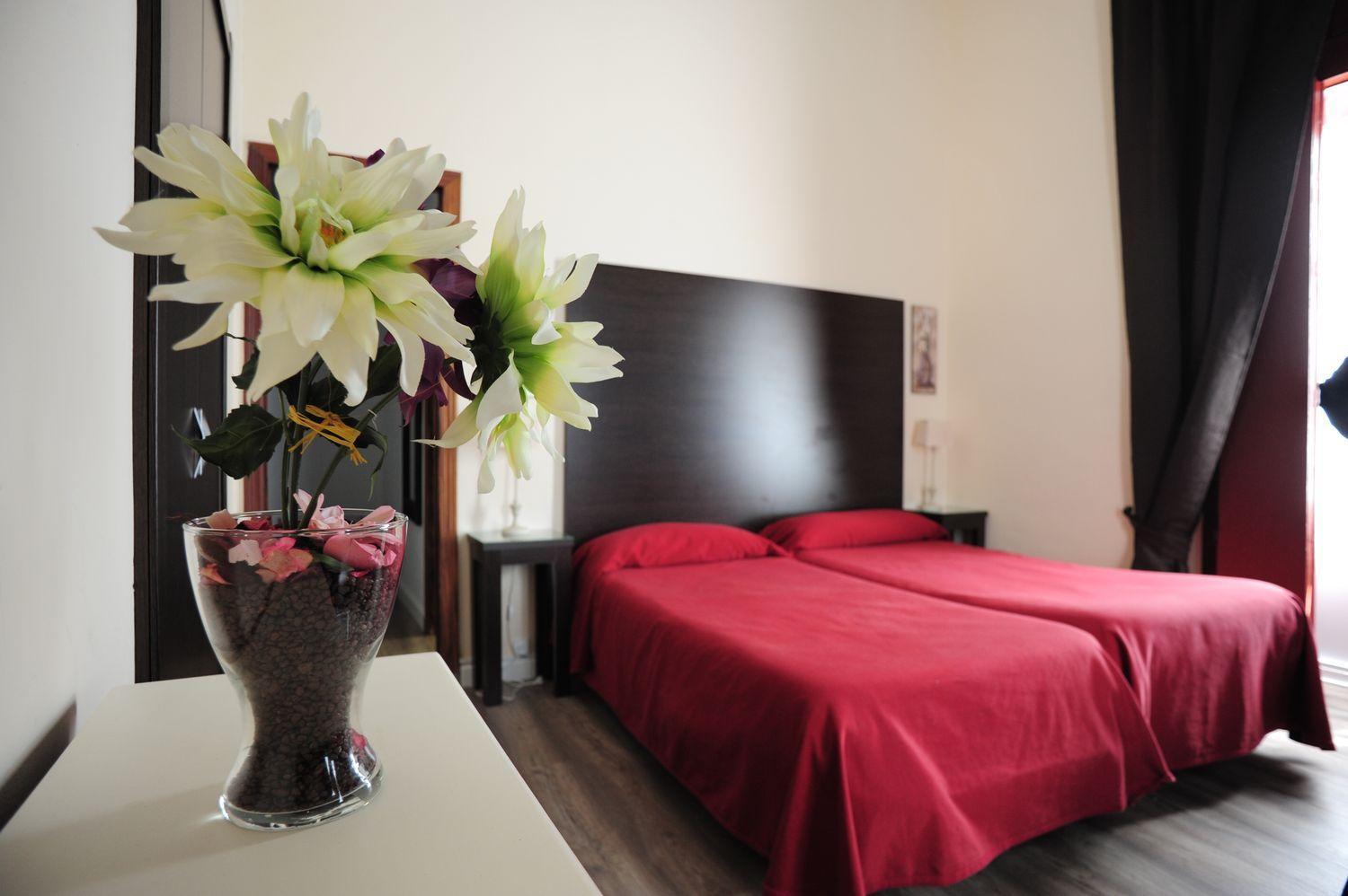 Habitación Triple con Baño Privado