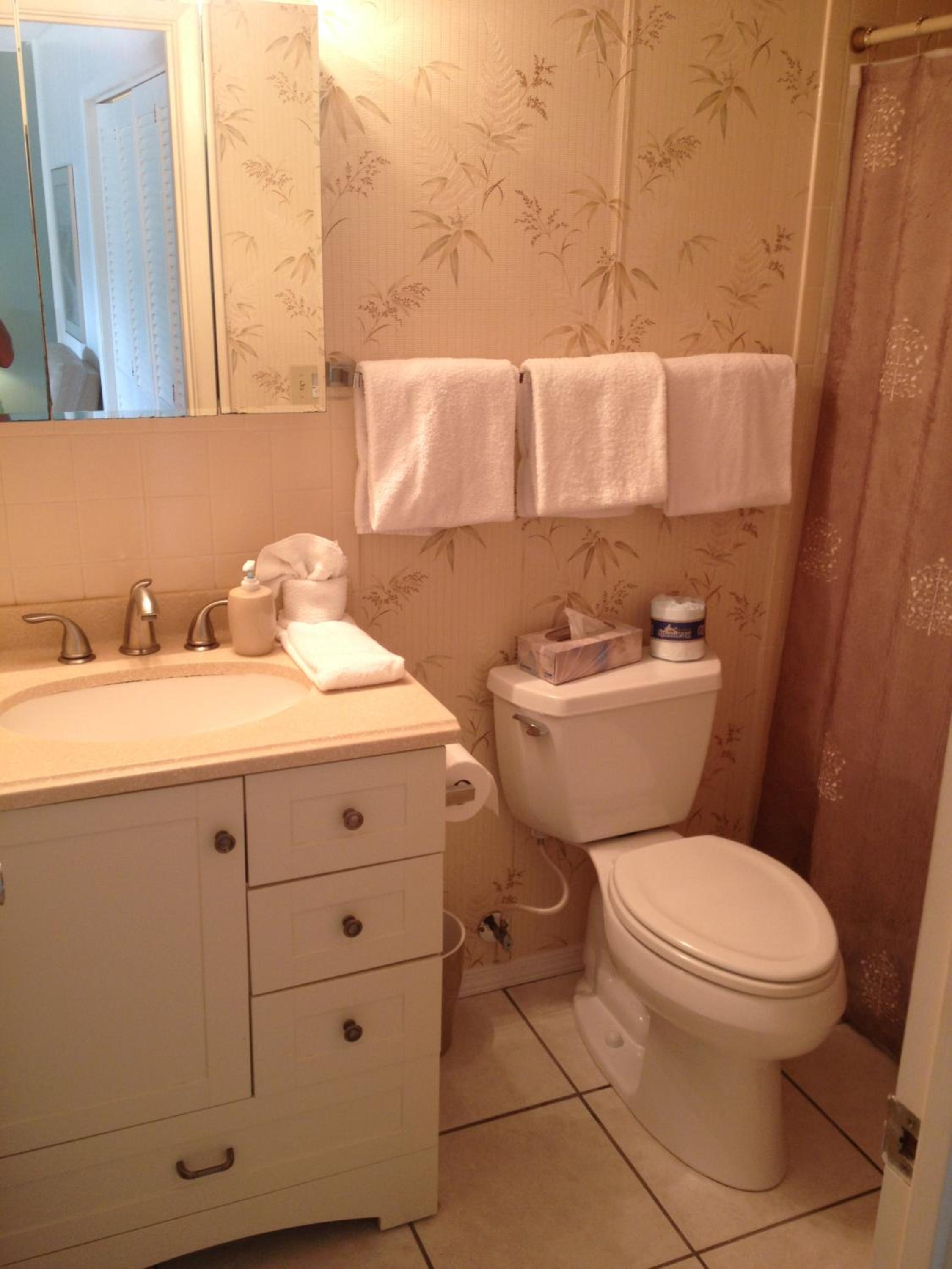One-Bedroom Apartment - Photo 27