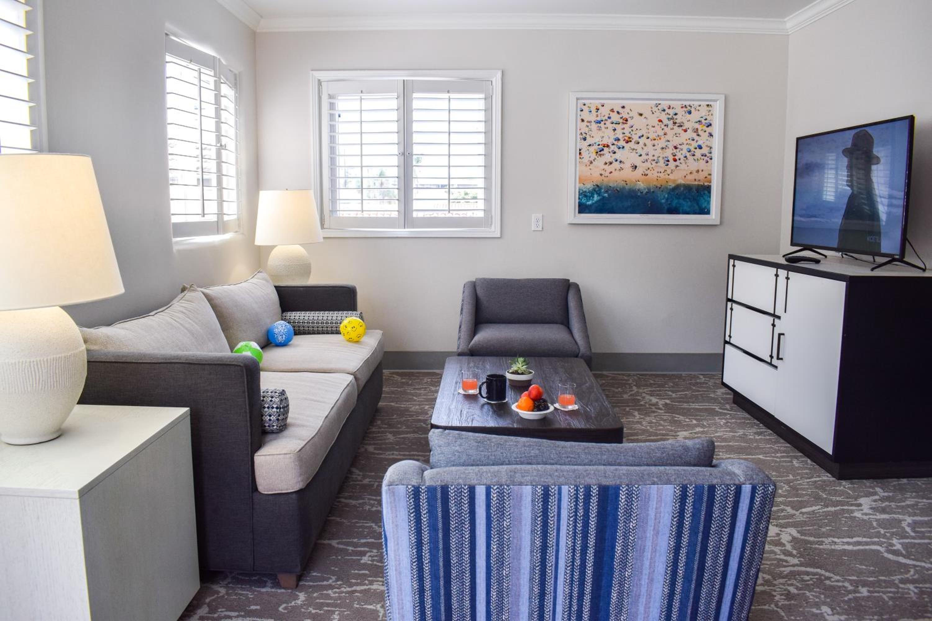 King Suite - Photo 3