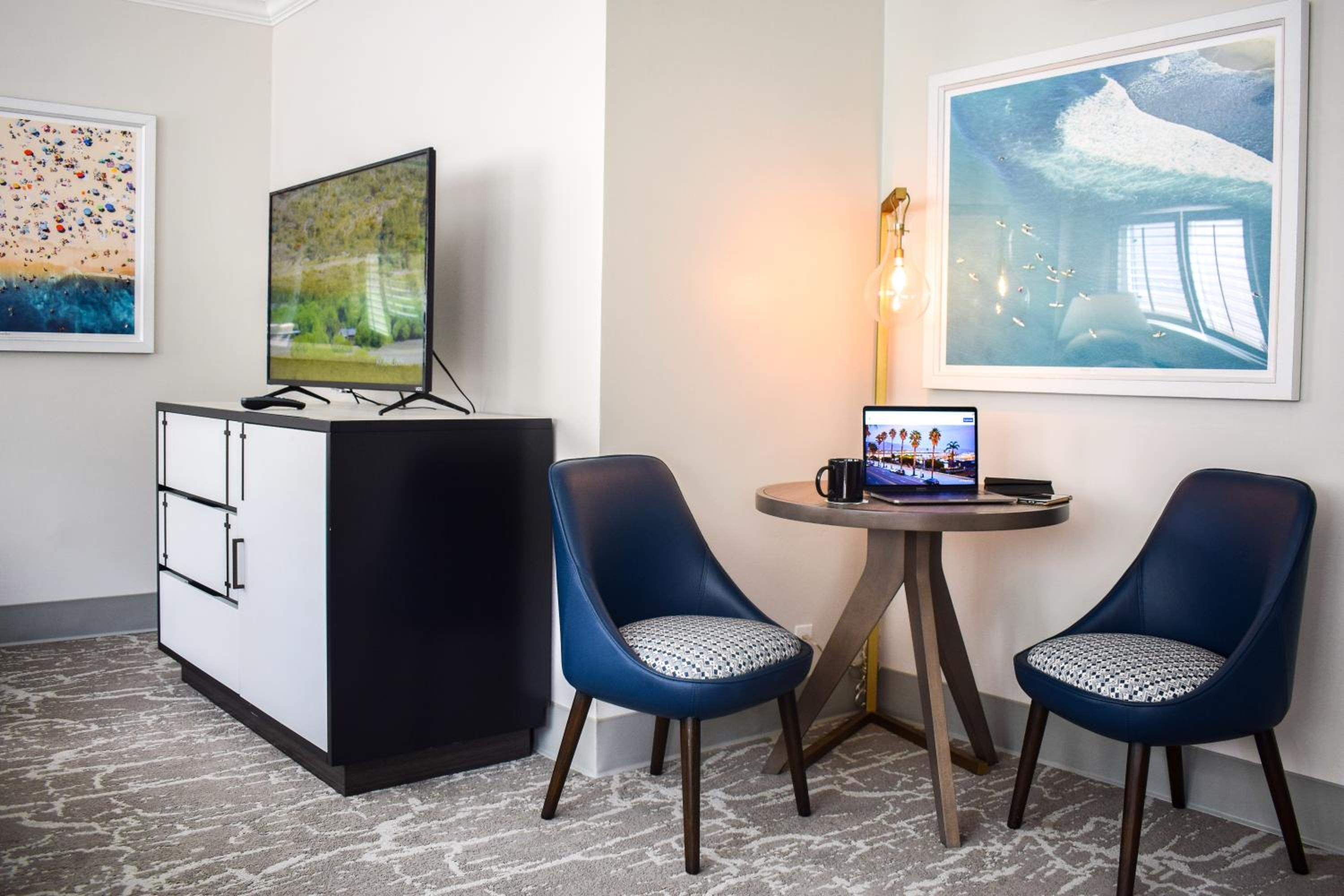 King Suite - Photo 4