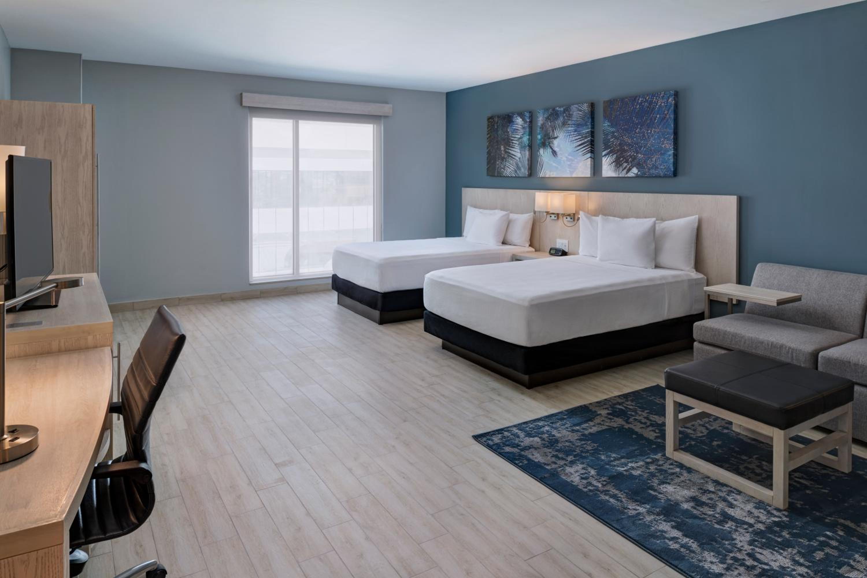 Double Room with Two Double Beds - Photo 4