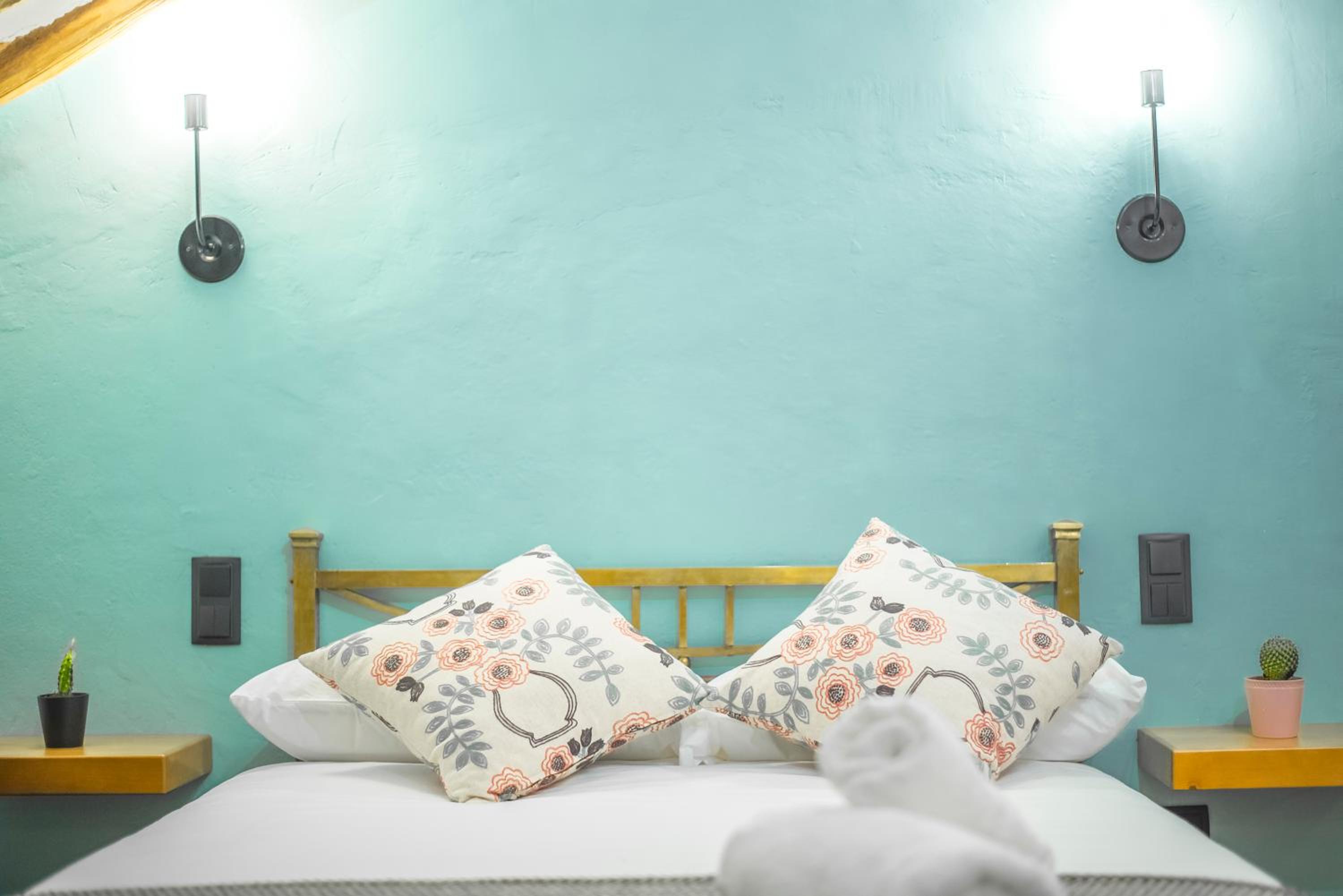 Double Room - Photo 2