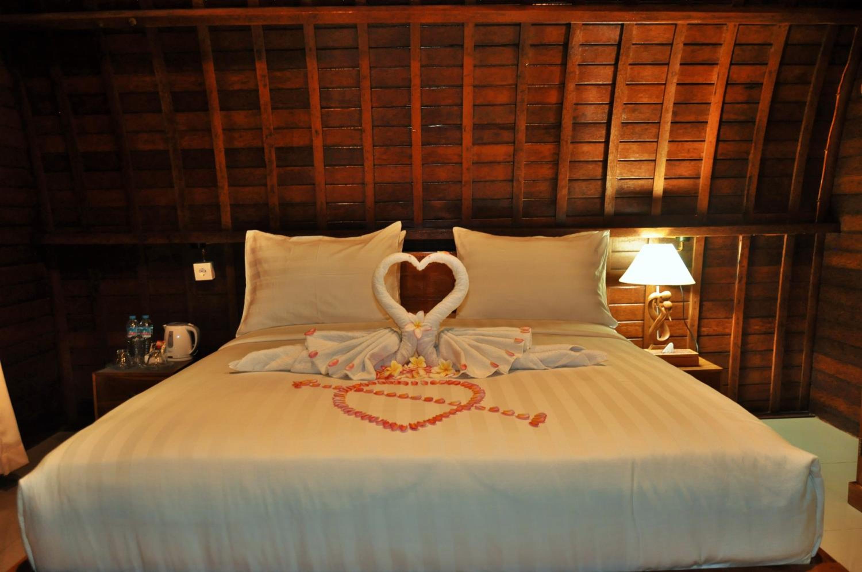 Deluxe Double Room with Balcony photo 1