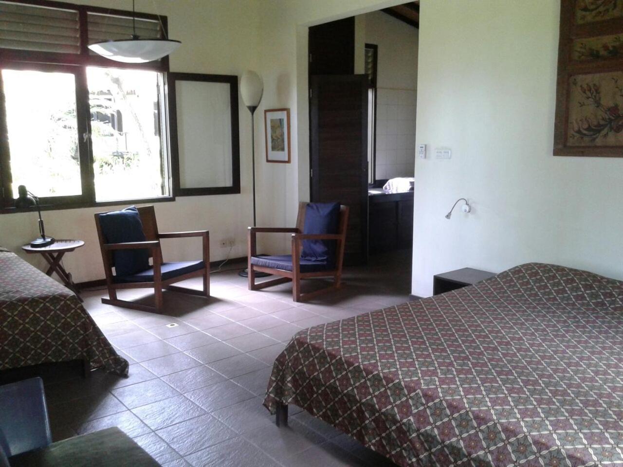 Villa - Beach Front - Photo 1