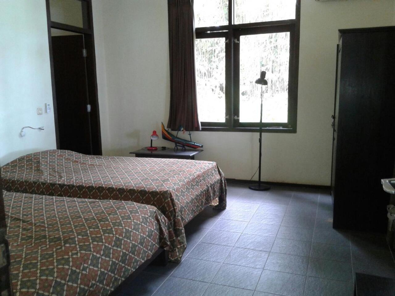 Three-Bedroom Villa photo 2