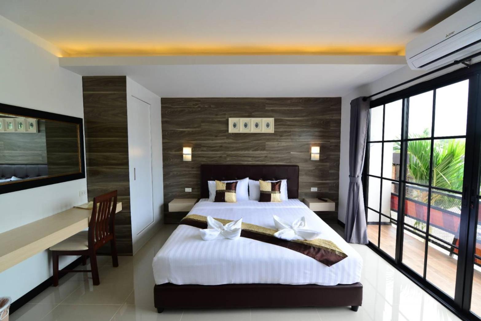 Superior King Room - Photo 2