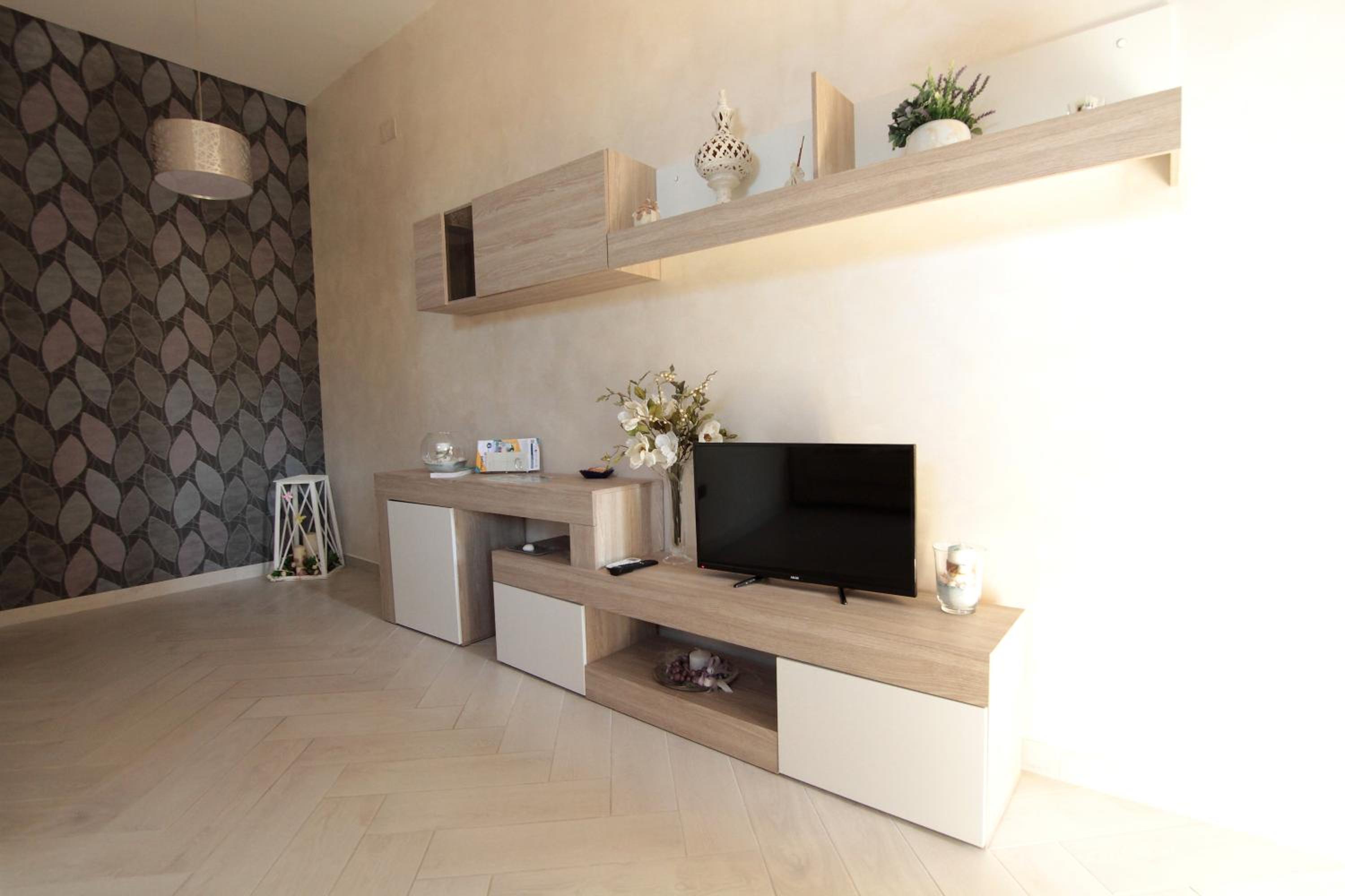 Two-Bedroom Apartment - Photo 32
