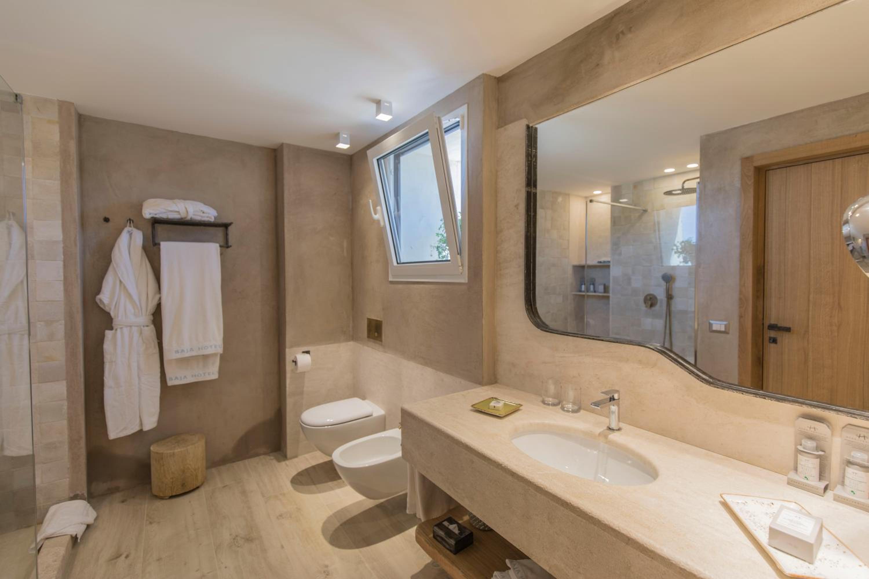 Junior Suite with Terrace - Photo 2