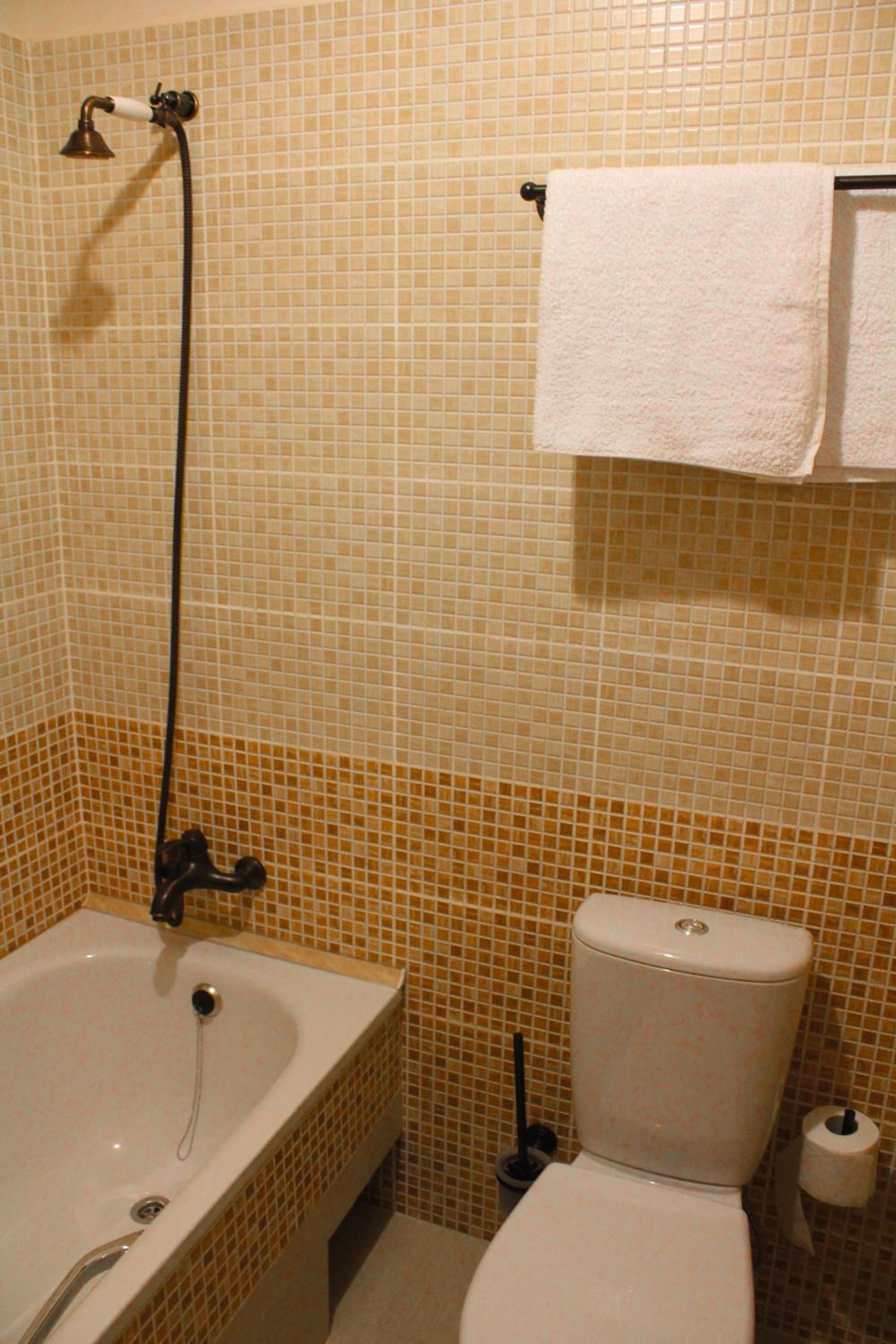 Double or Twin Room with Balcony photo 2