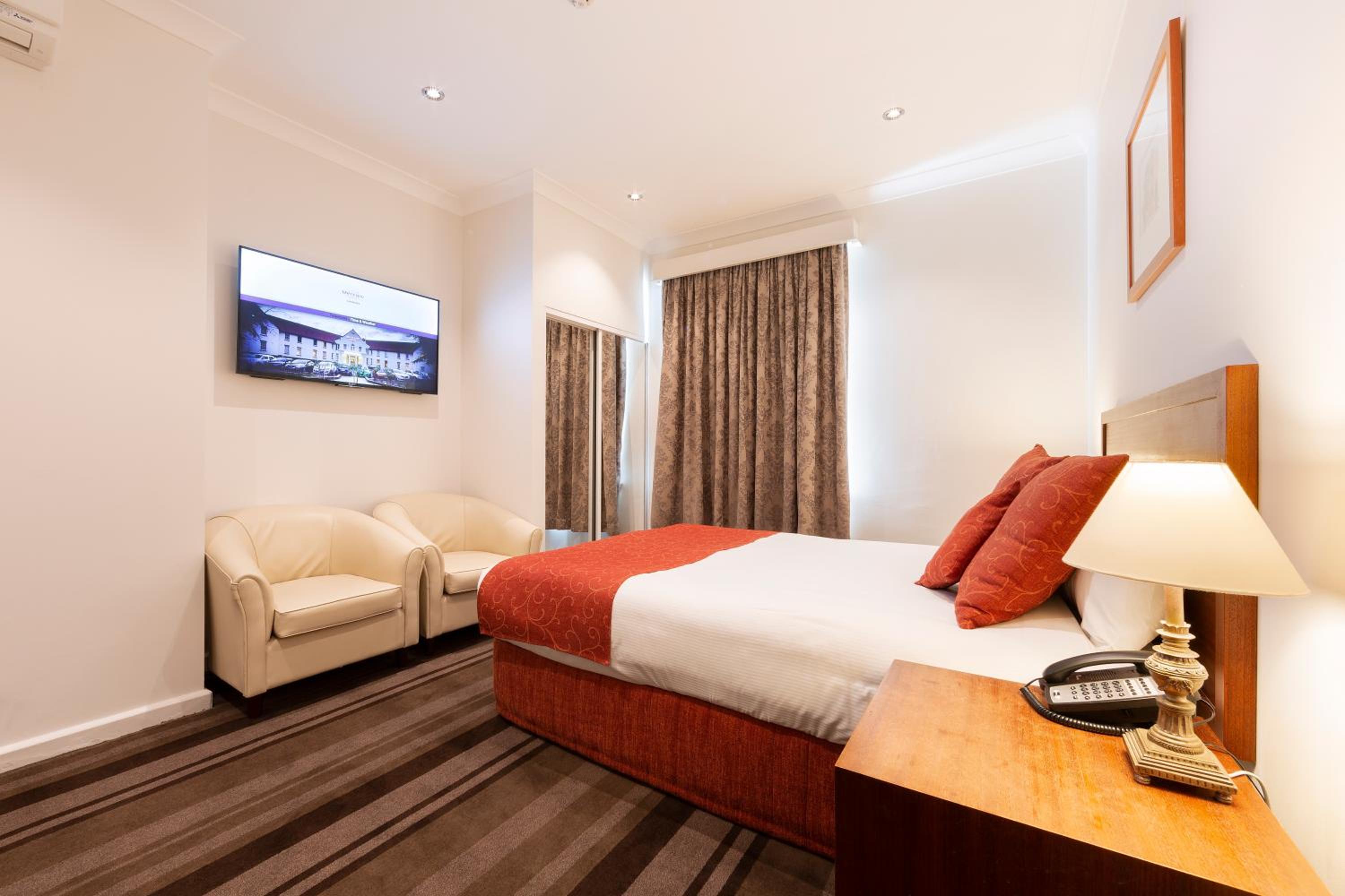 Standard Queen Room - Photo 3
