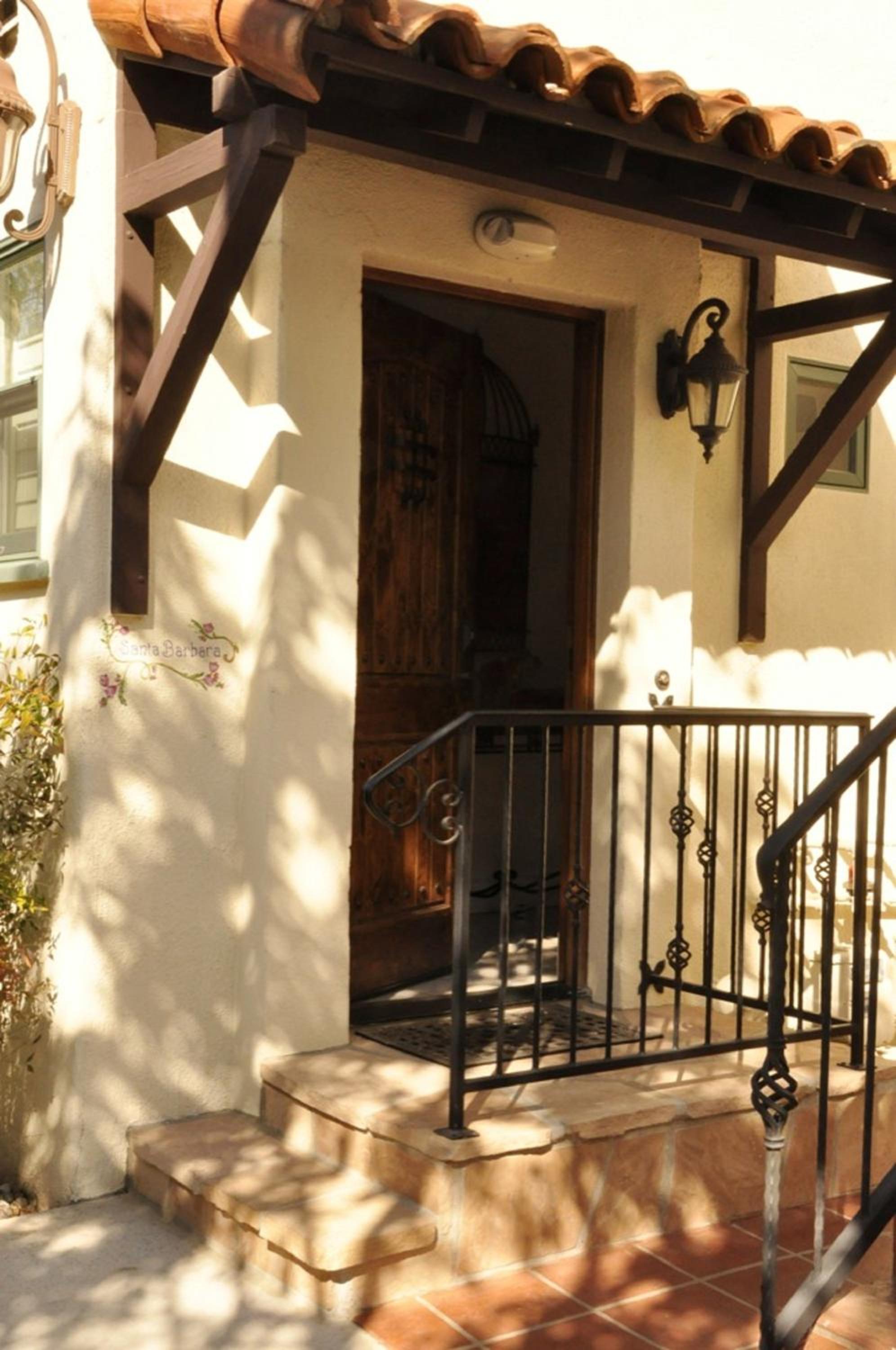 Santa Barbara Casita - Photo 13