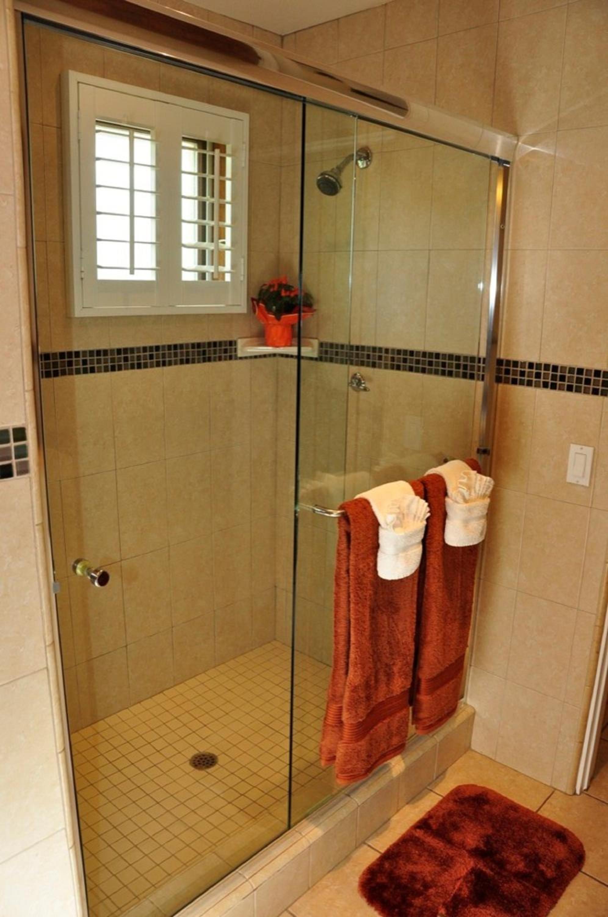 Deluxe King Studio Suite - Photo 3