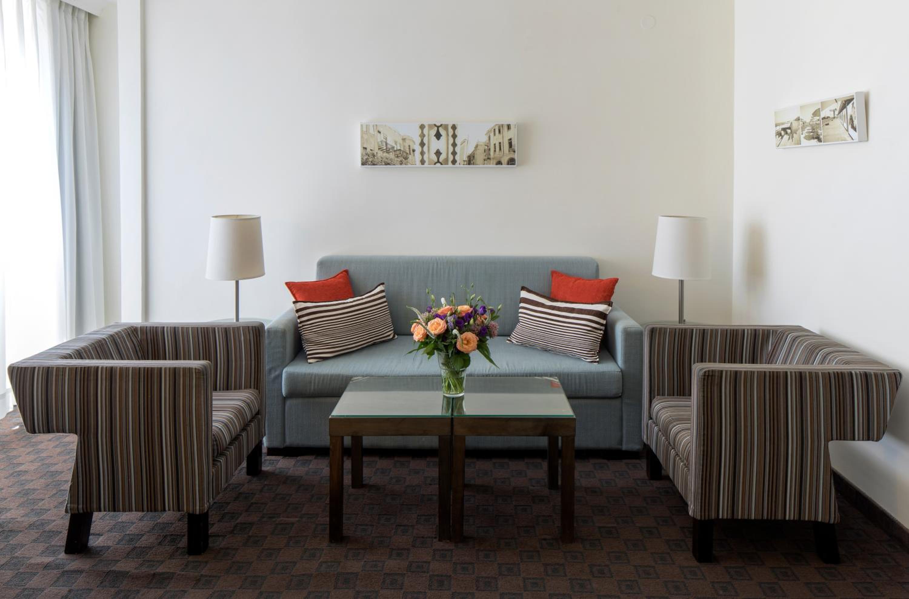 Superior Suite - Photo 6