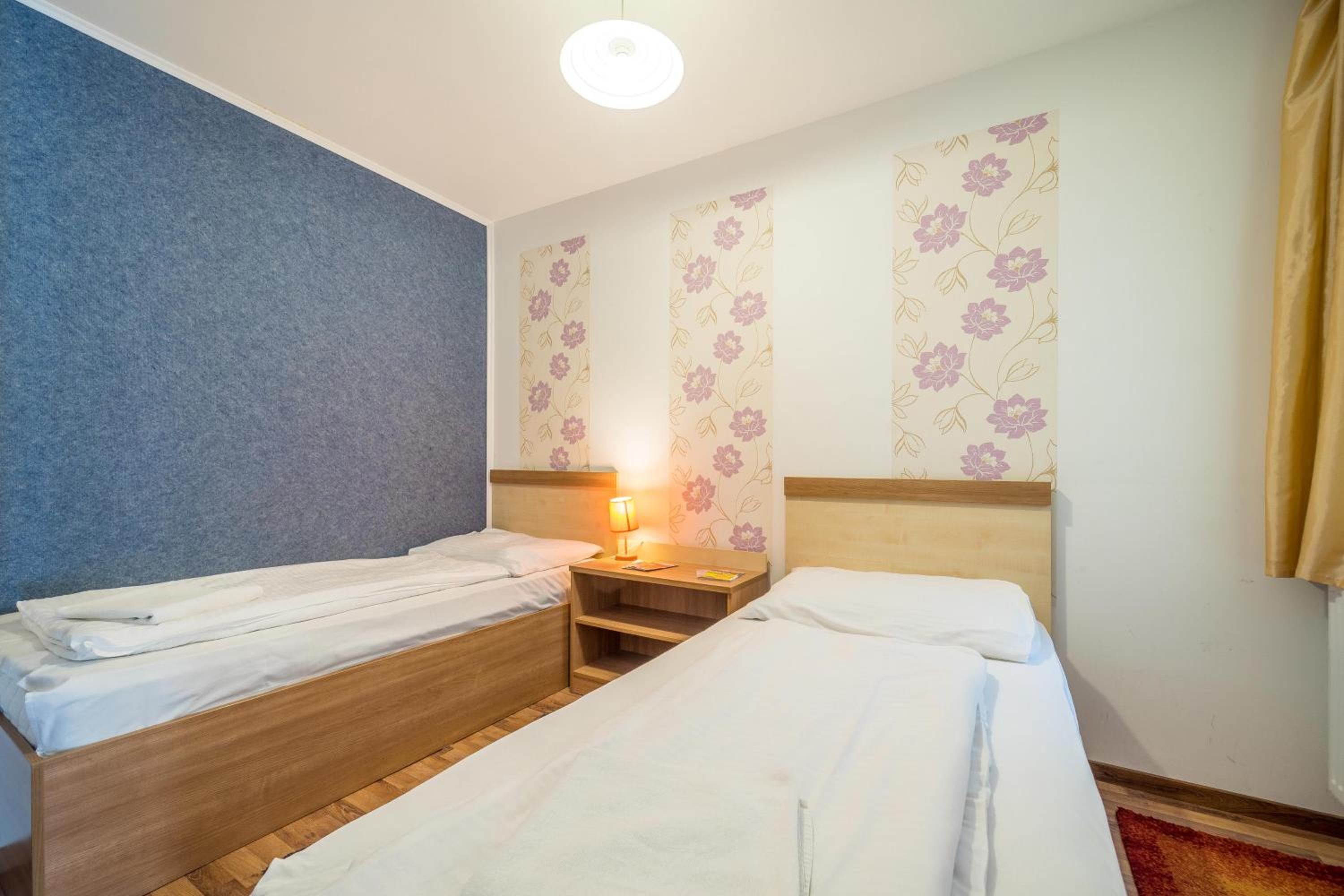 Standard Double or Twin Room - Photo 1