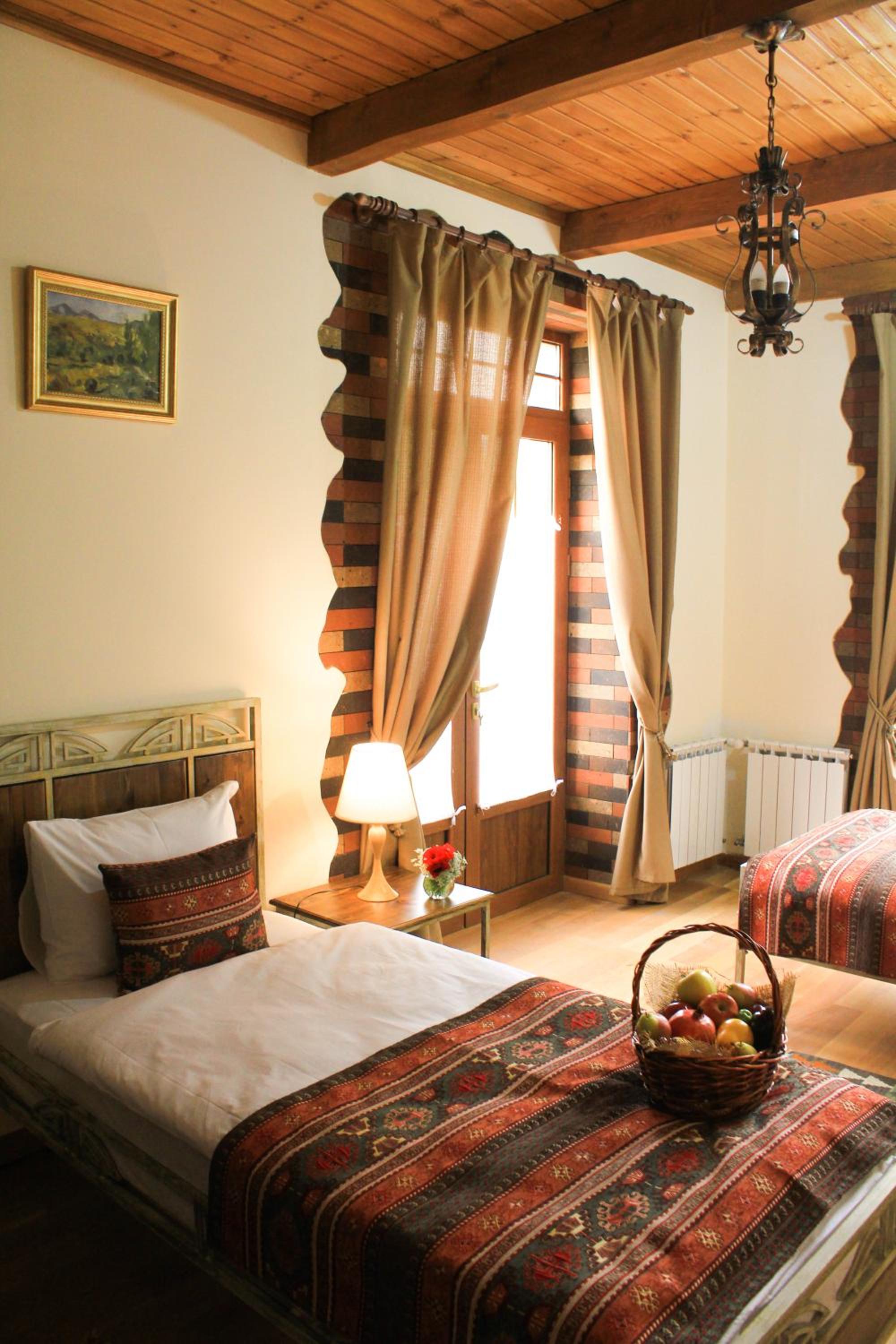 Double or Twin Room with Balcony photo 2