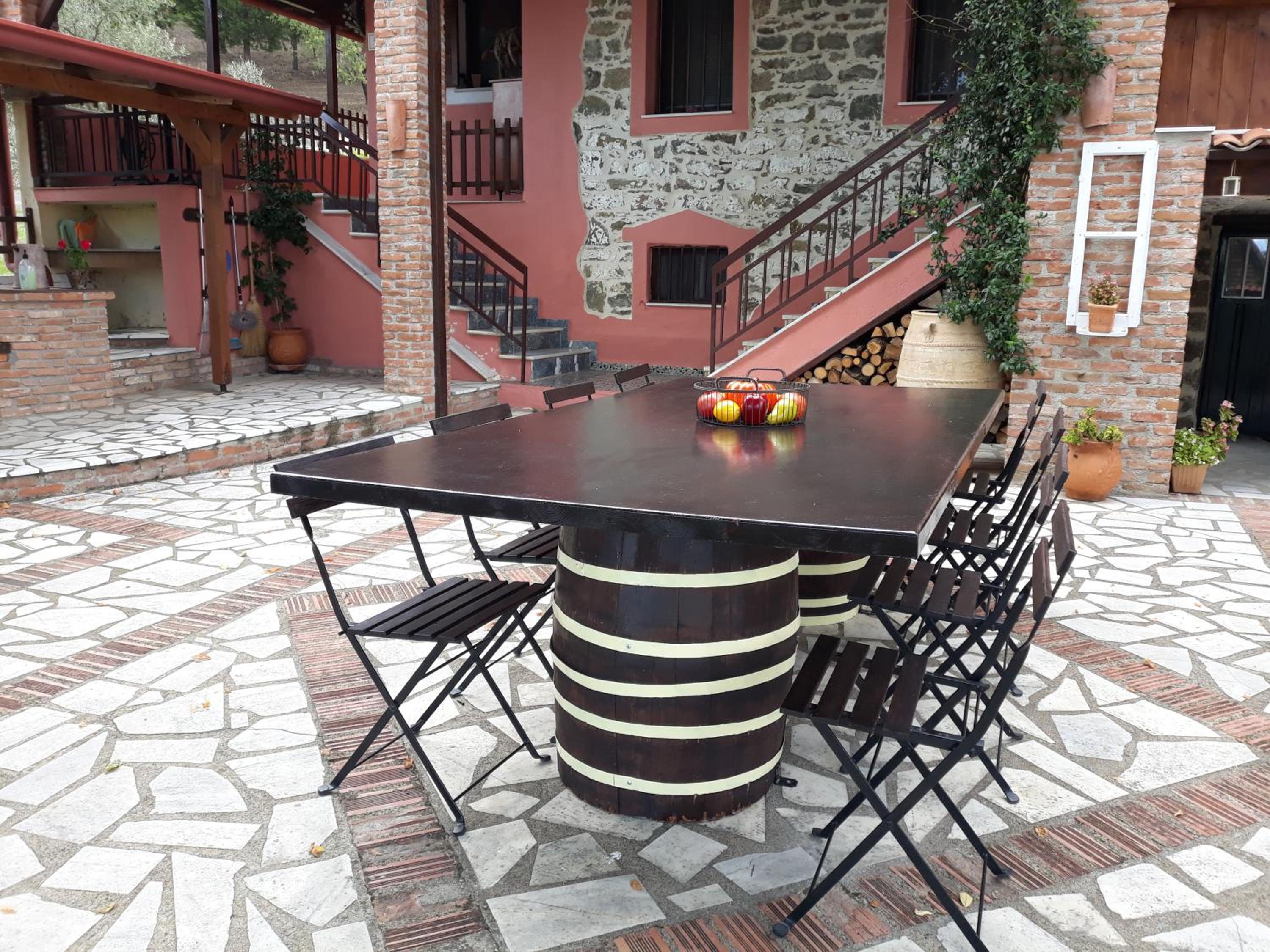 Seven-Bedroom Villa - Photo 22