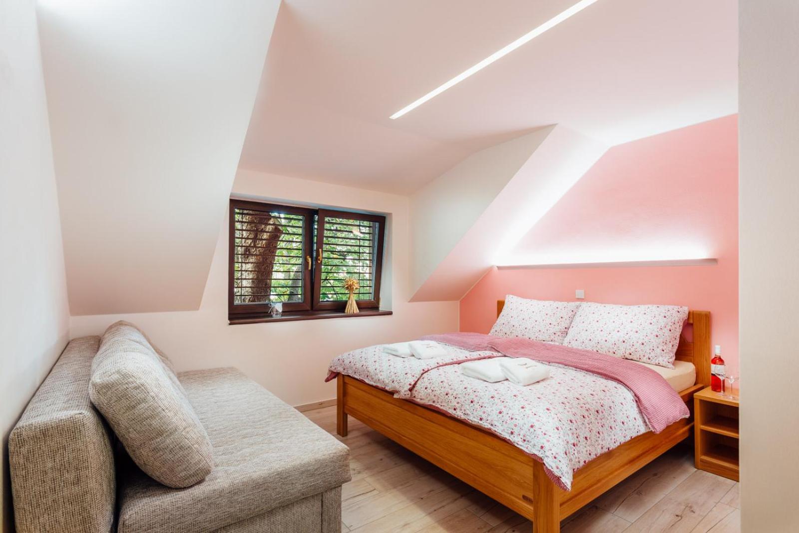 Deluxe King Room photo 1