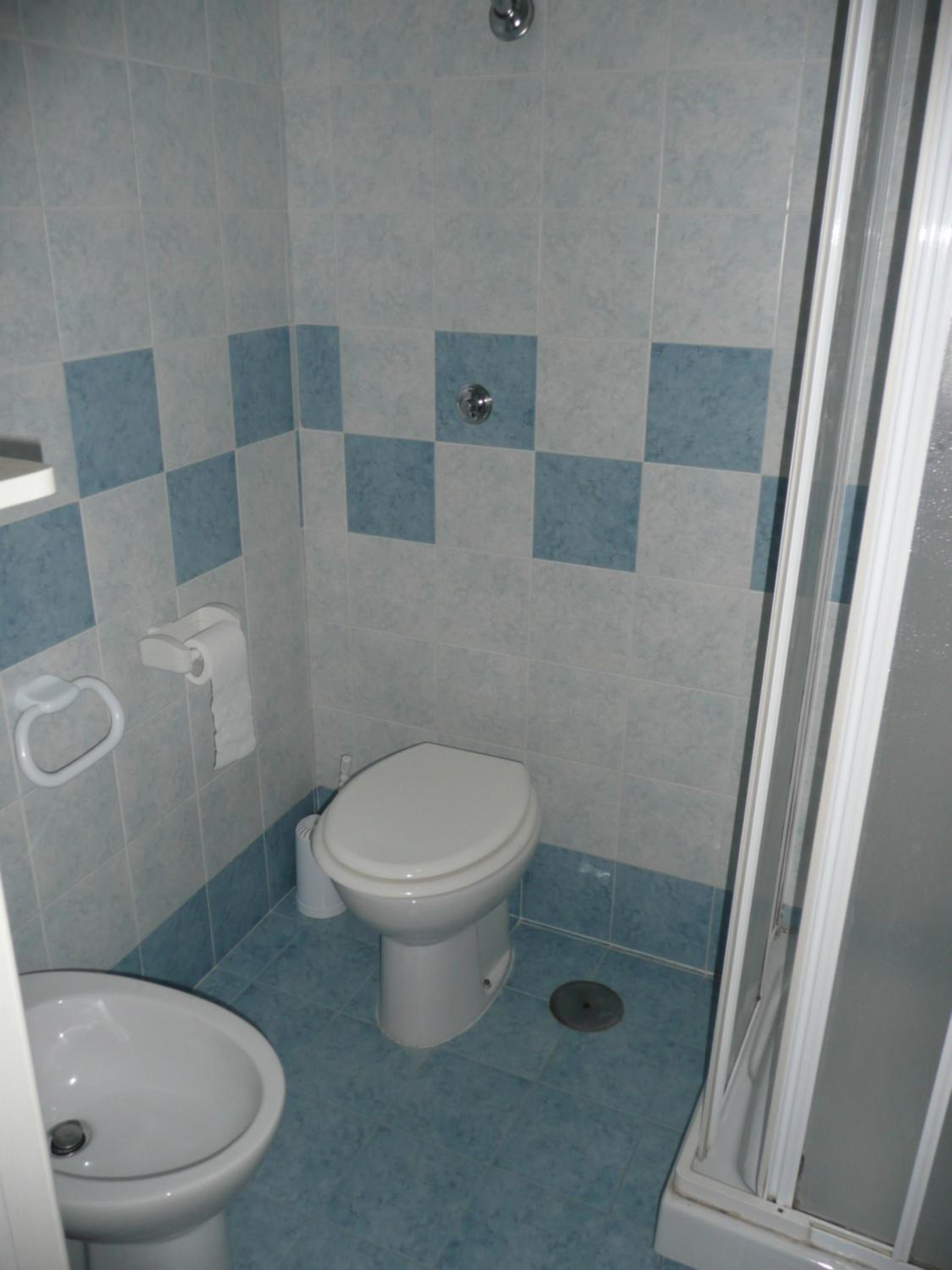Duplex Quadruple Room - Photo 16