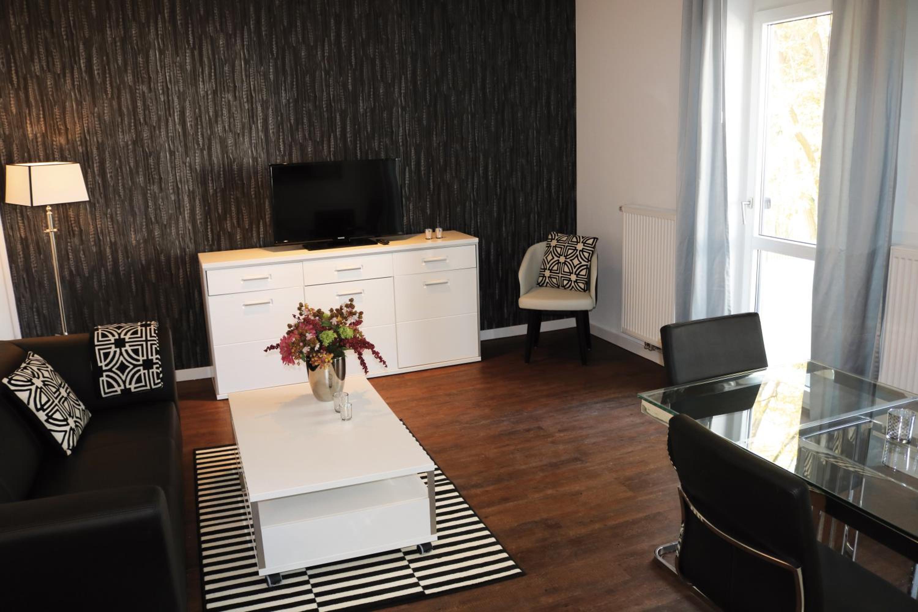 Apartment photo 3