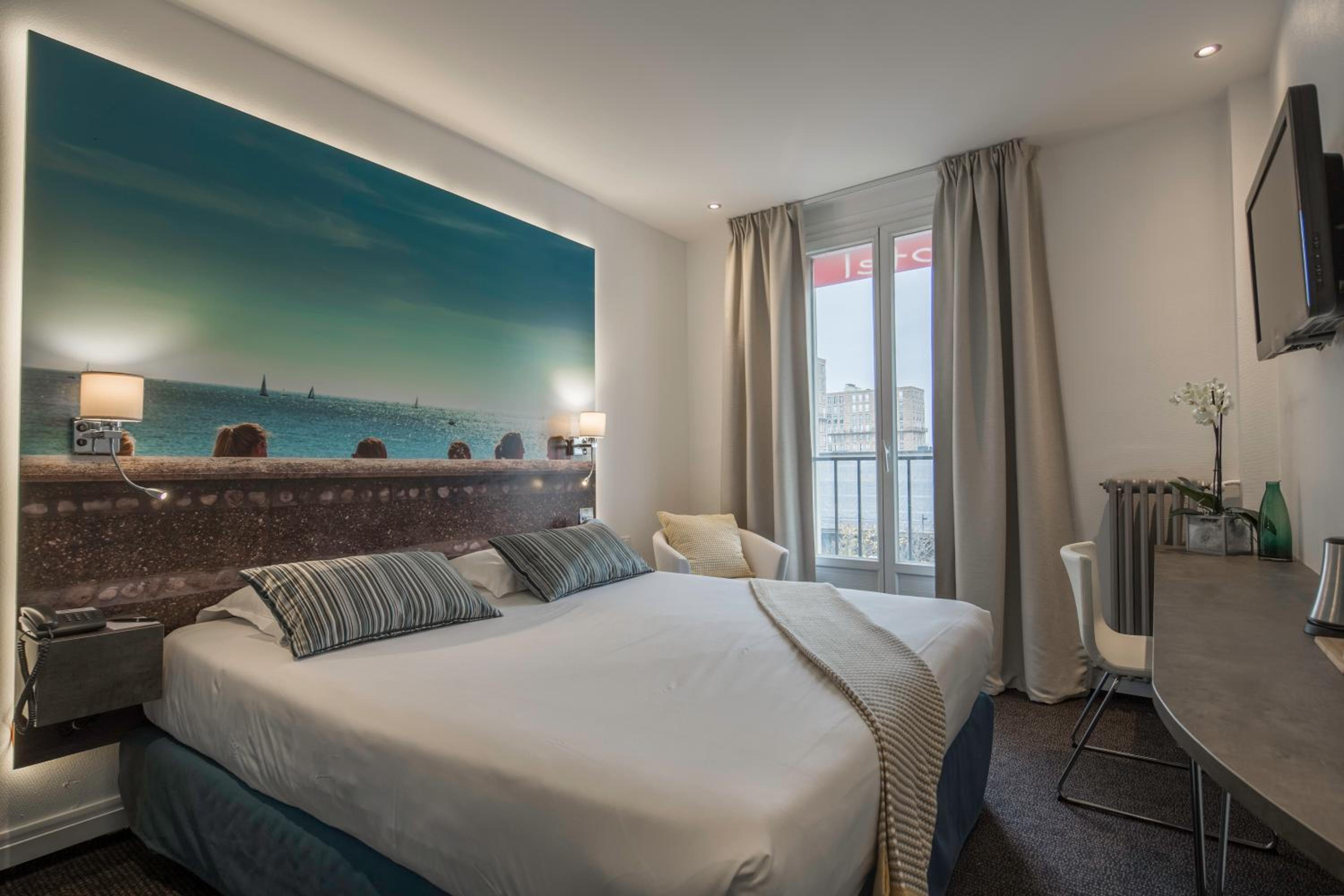Superior Queen Room - Photo 13