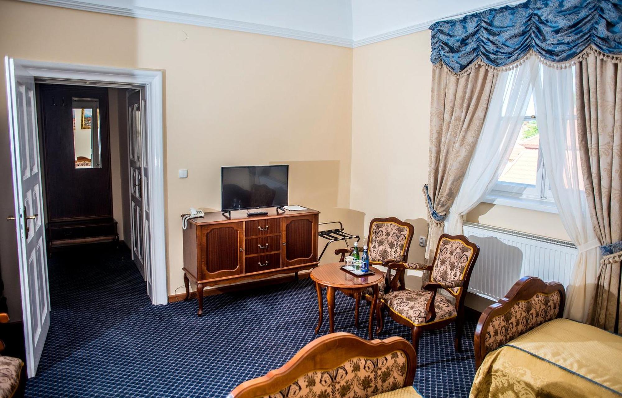 Twin Room photo 2