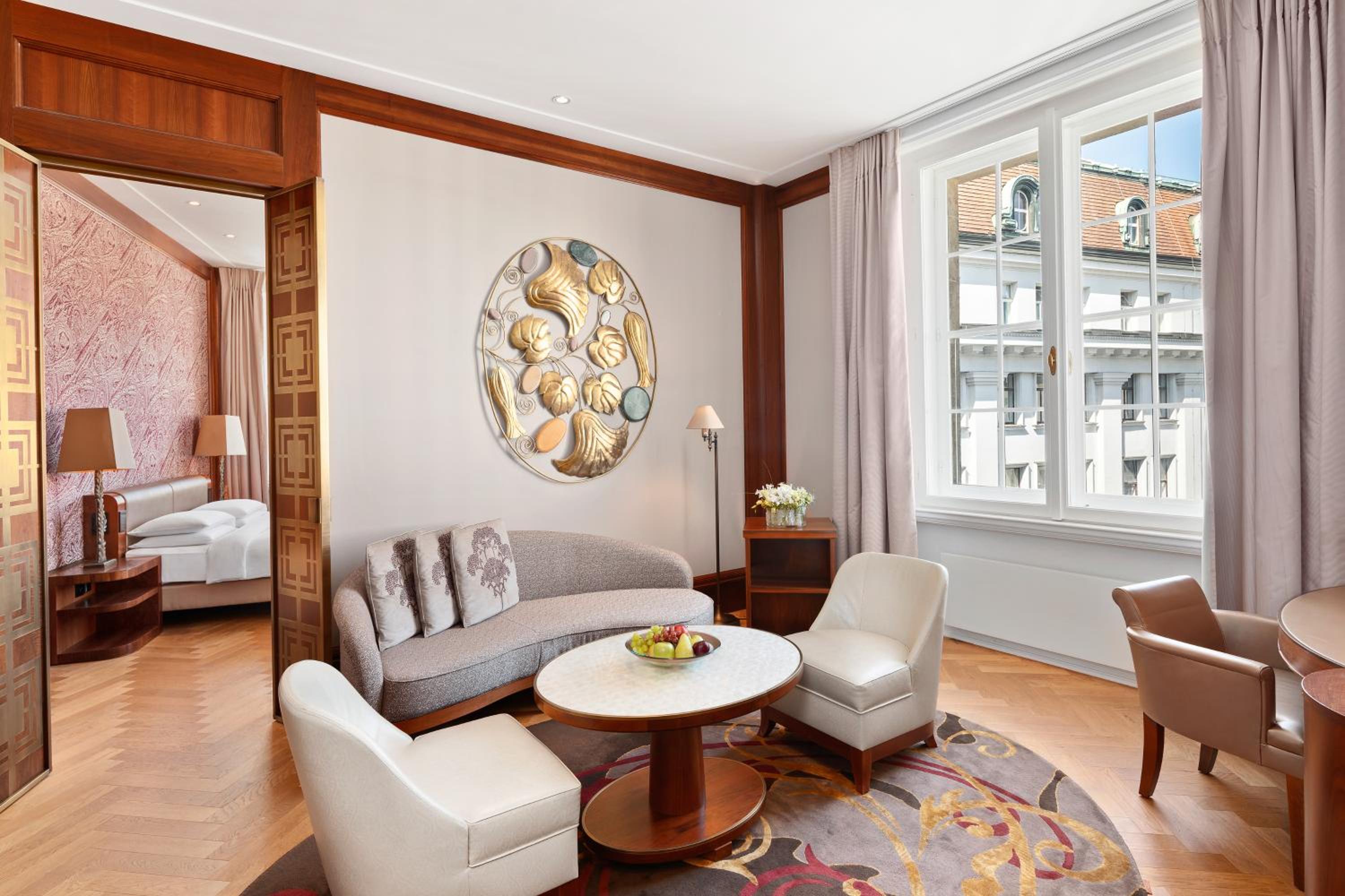 Suite with View photo 2