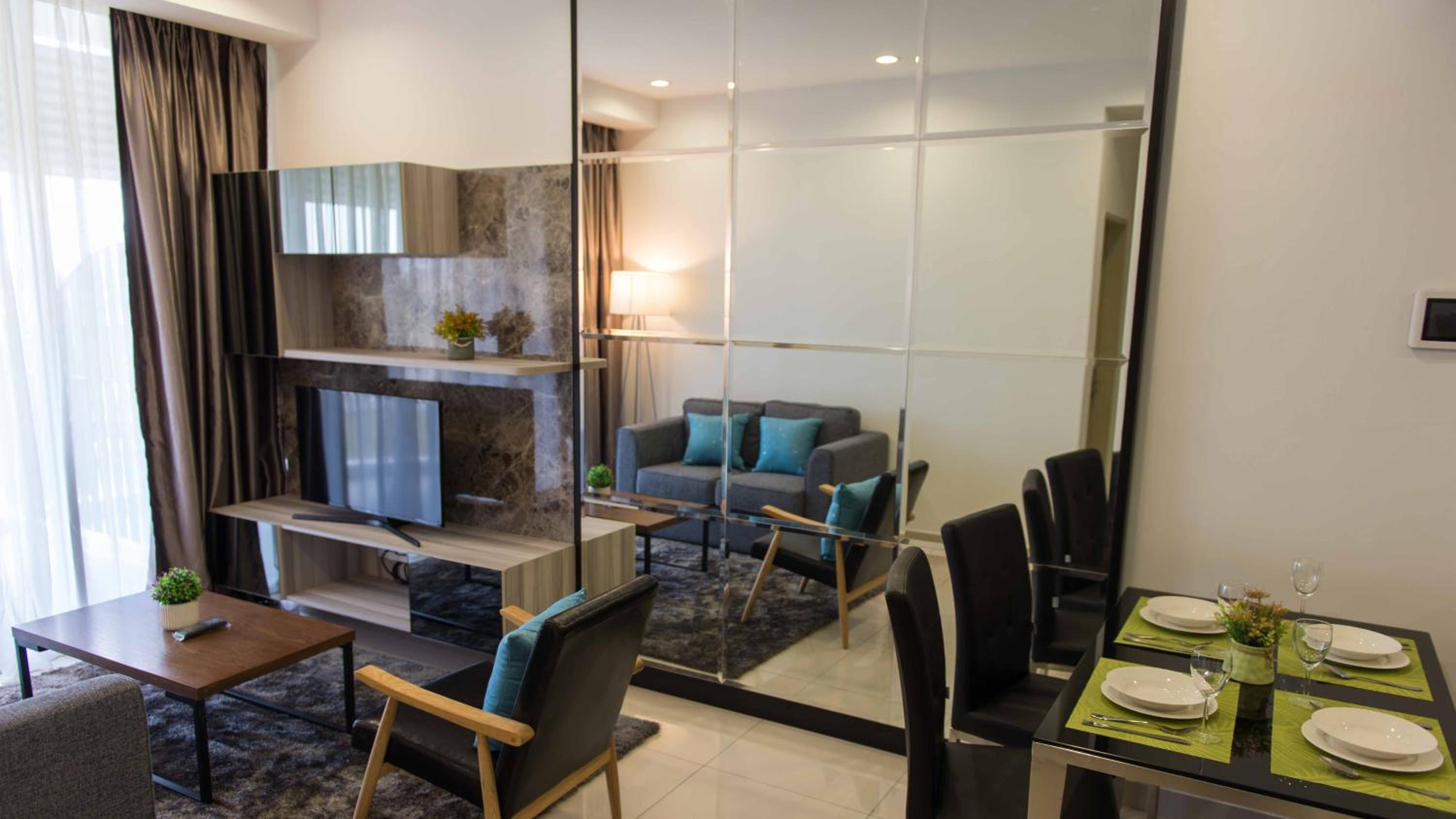 Deluxe Family Suite photo 3