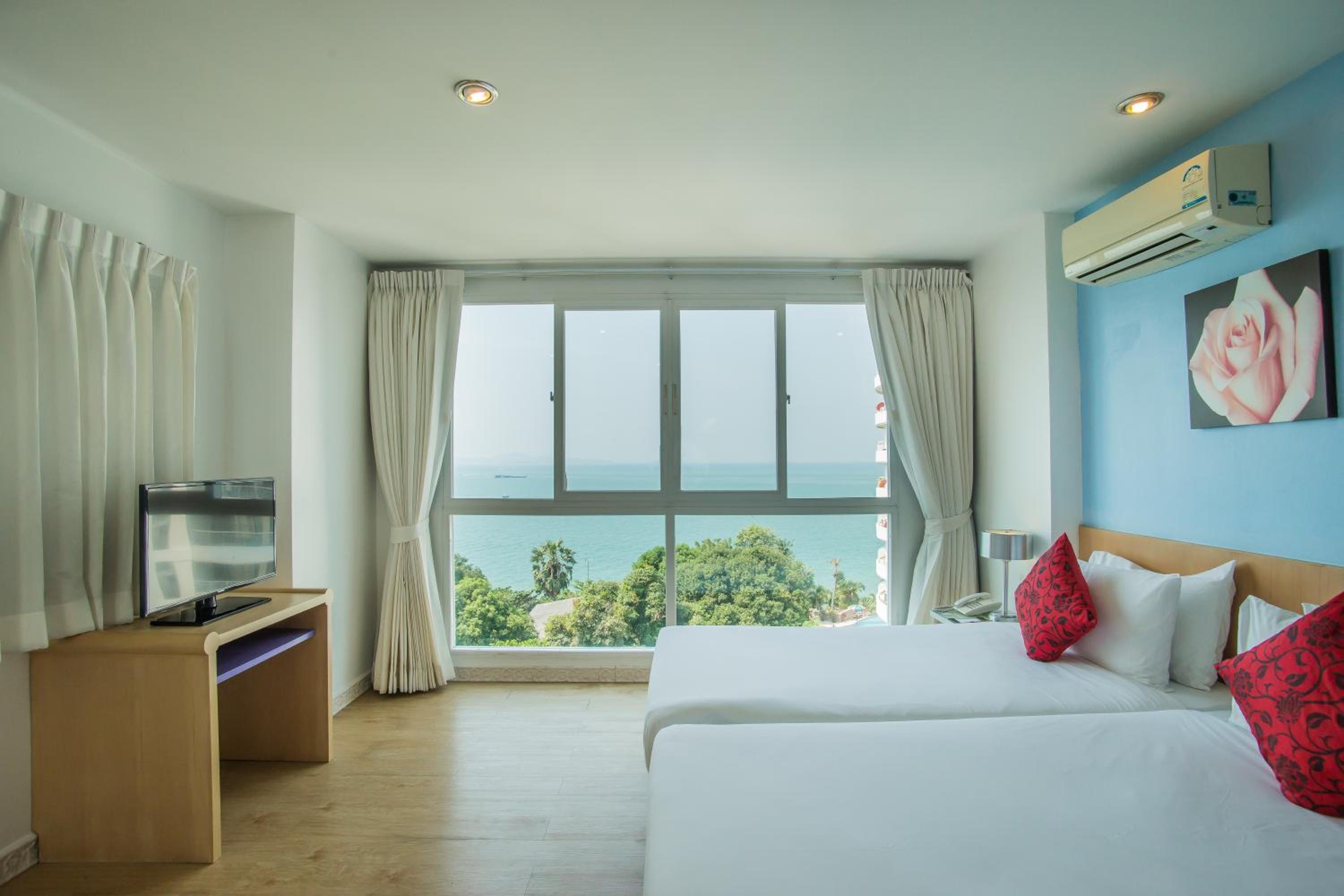 Family Suite - Photo 6