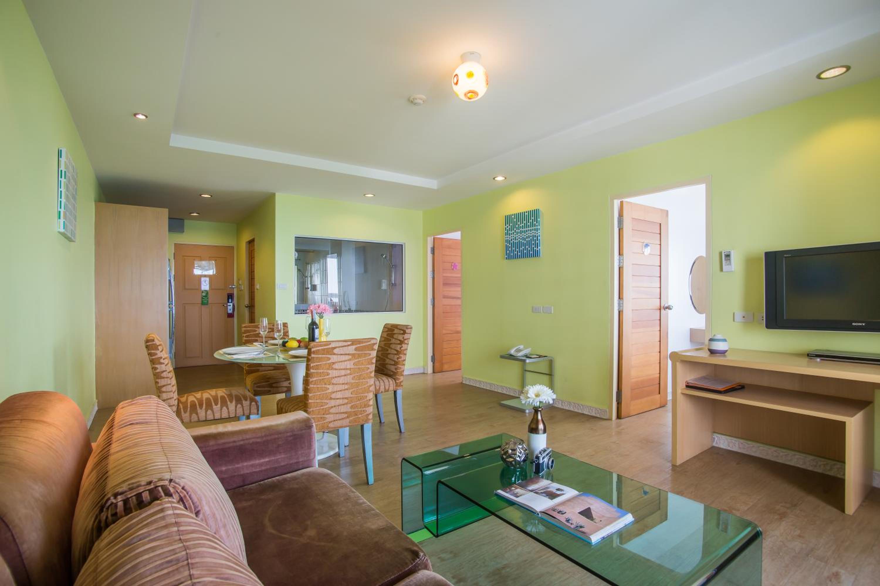 Family Suite - Photo 10
