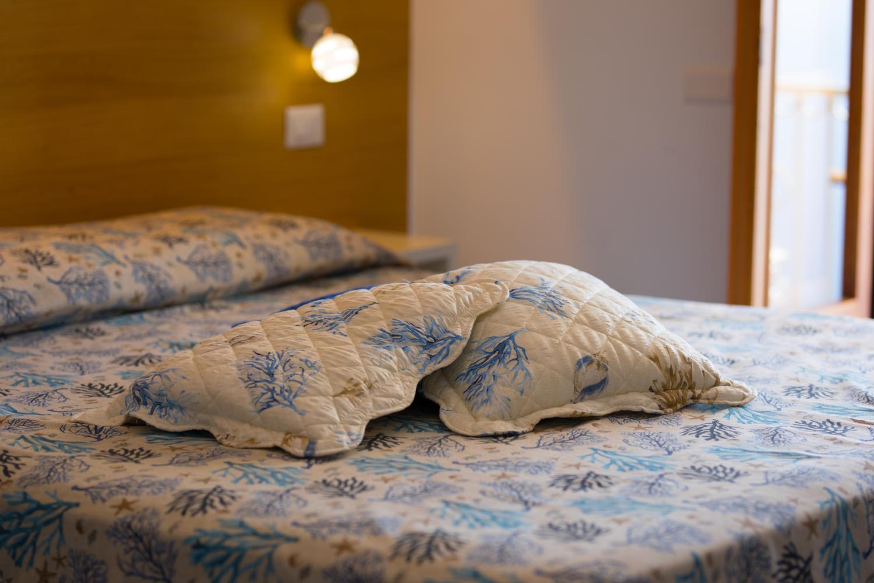 Double Room with Balcony and Sea View