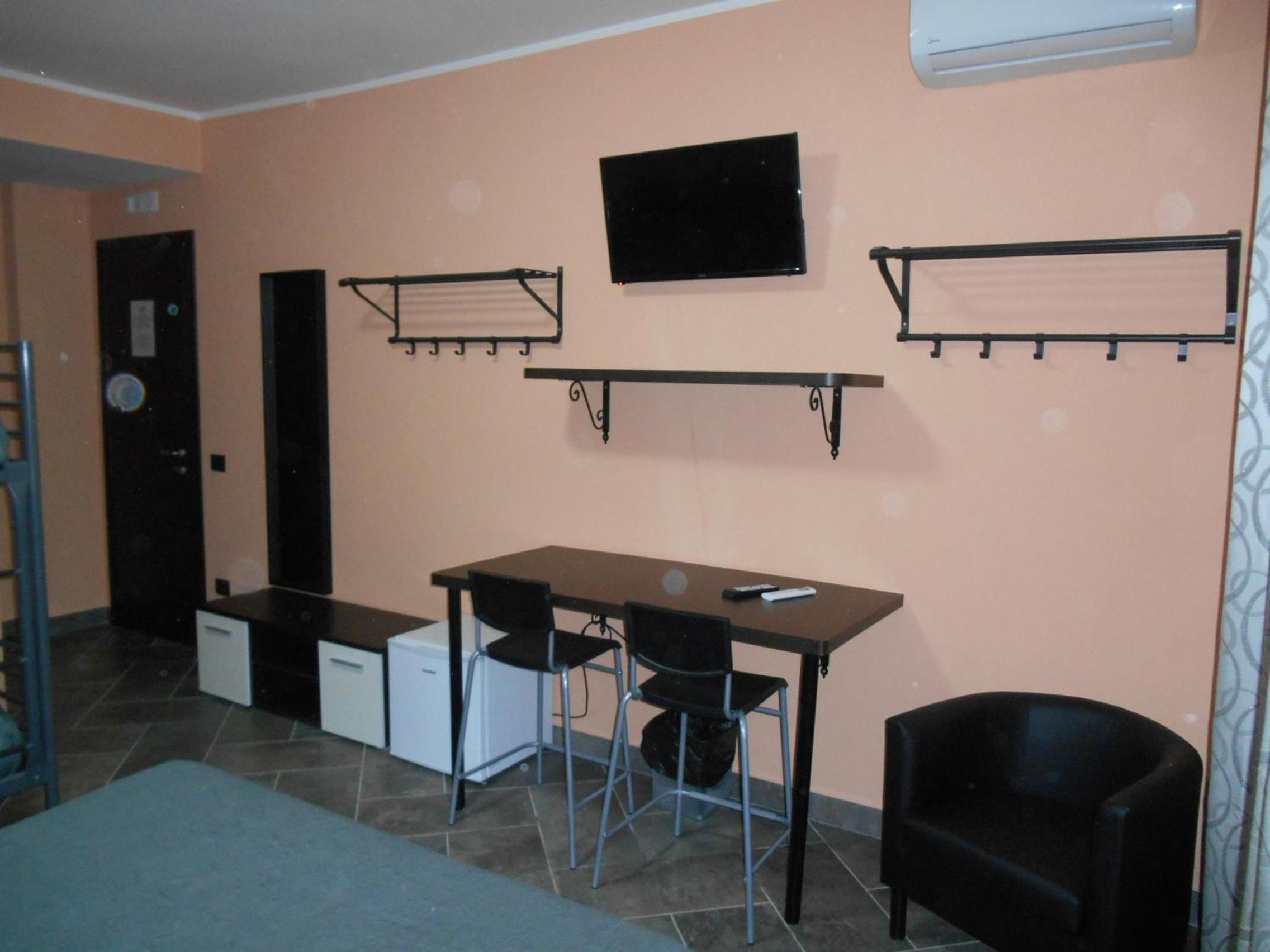 Quadruple Room - Photo 6