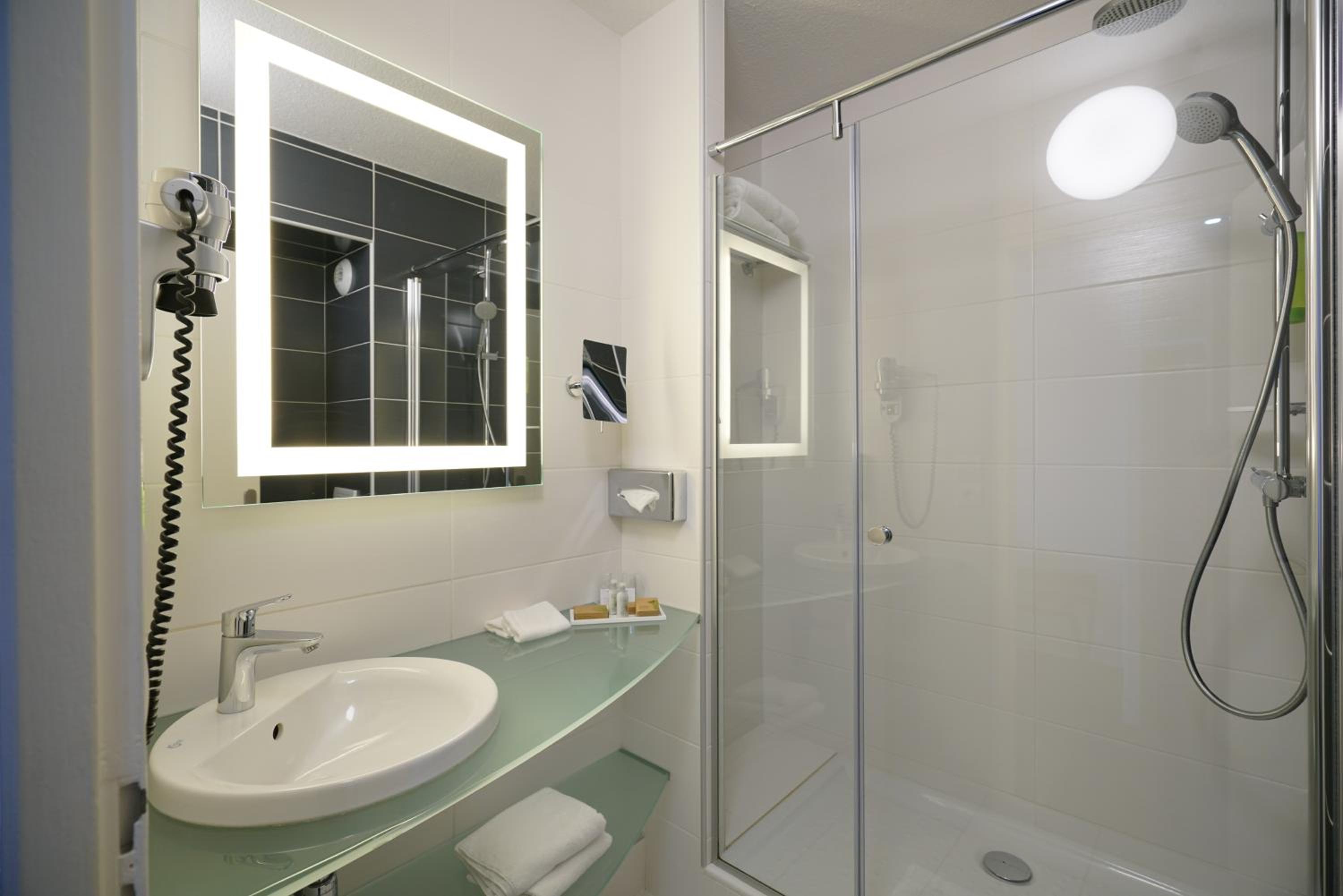 Comfort Twin Room - Photo 4