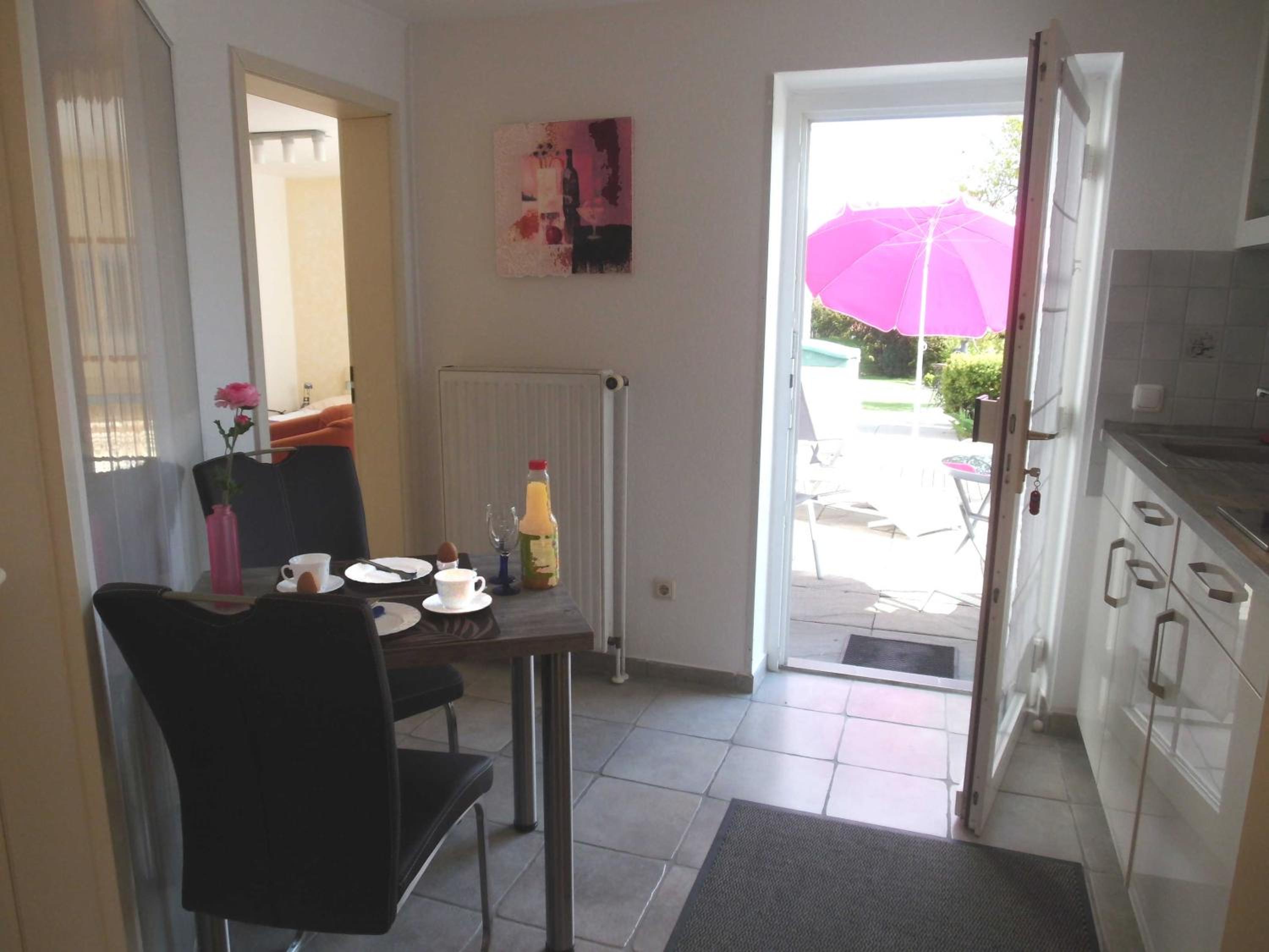 Apartment with Terrace photo 2