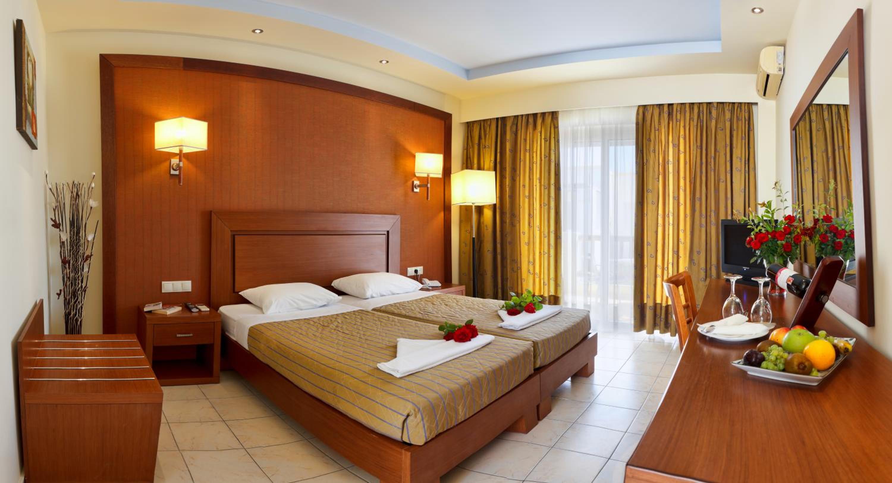 Double Room - Photo 7