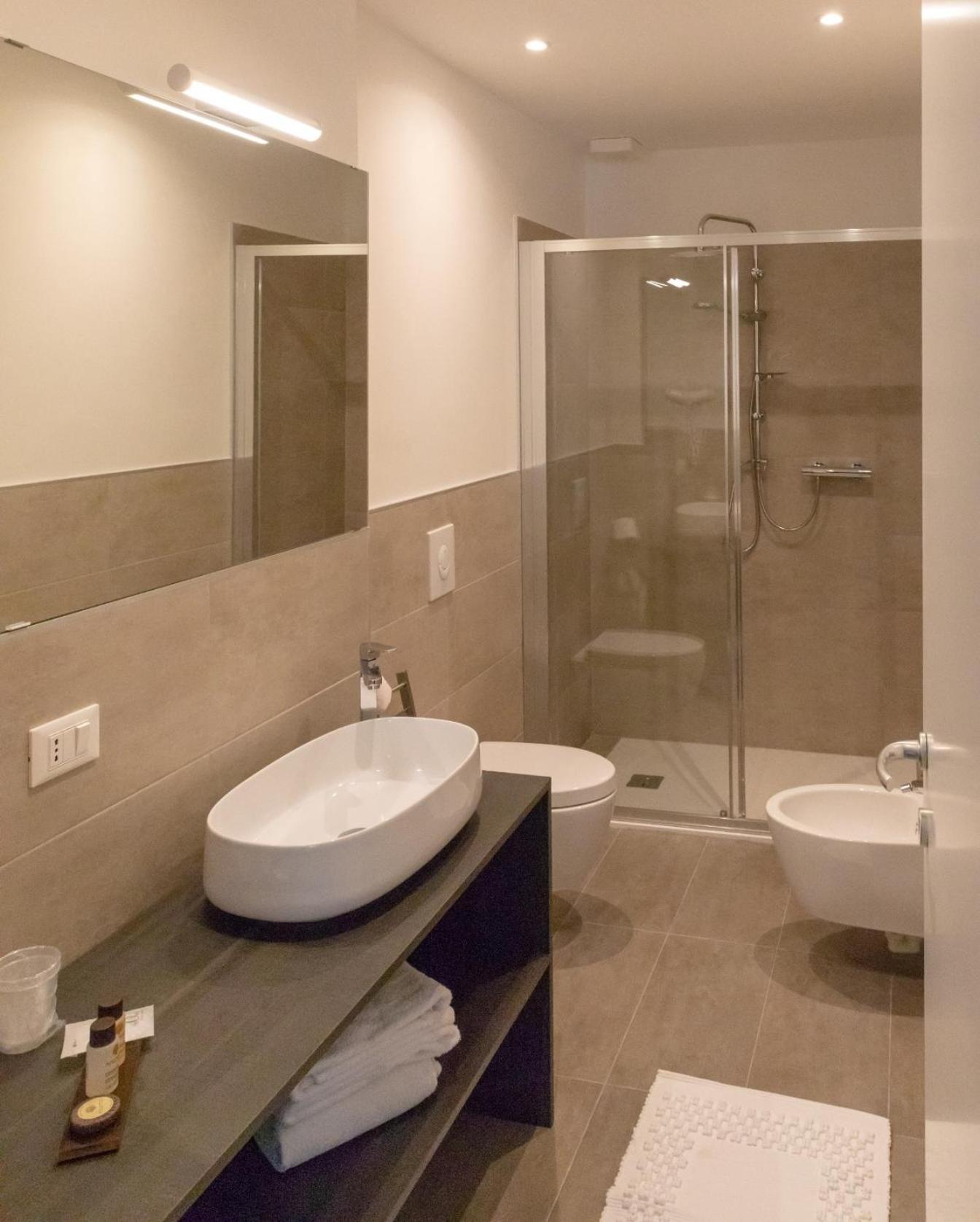 Superior Double Room - Photo 3