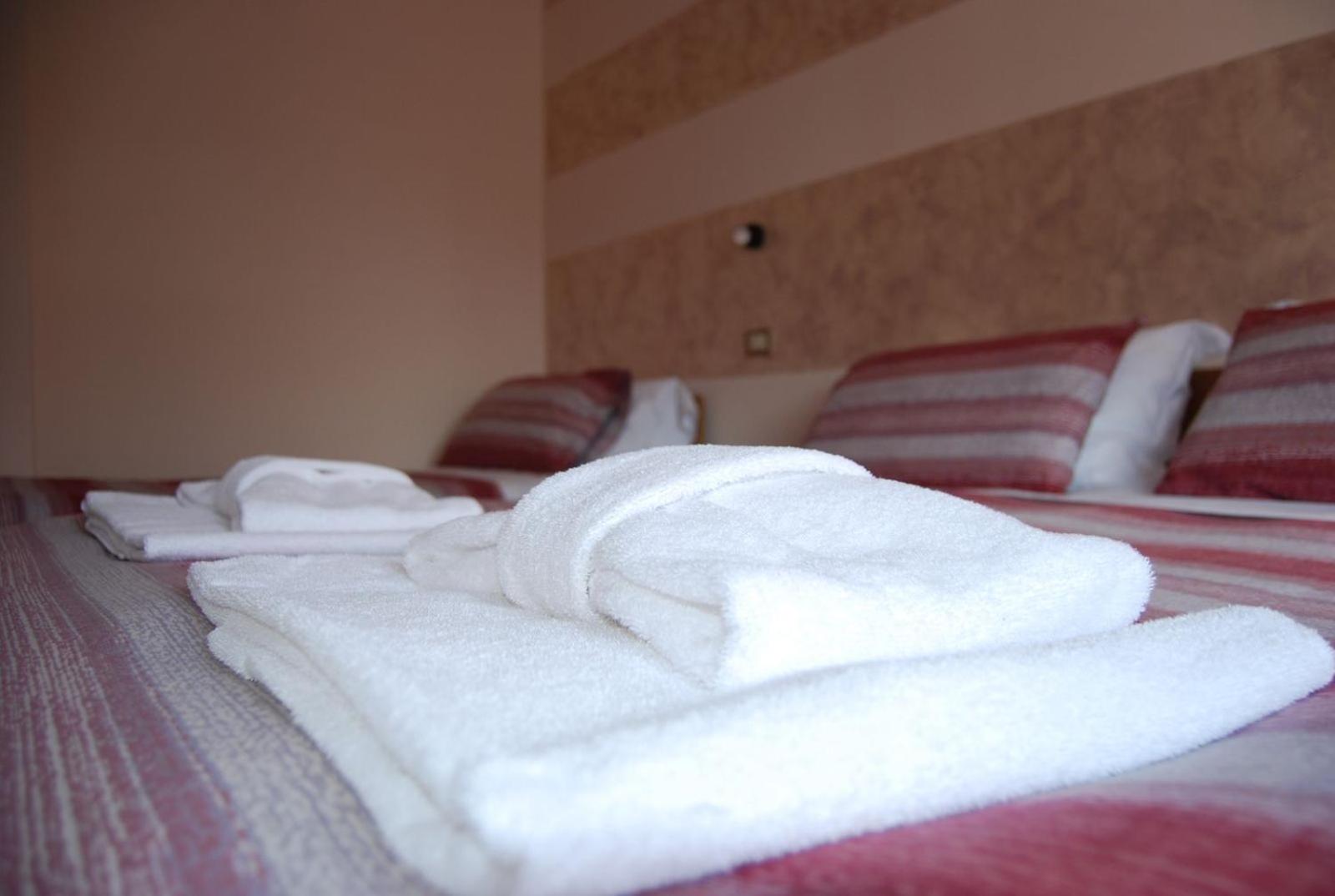Budget Double Room photo 1